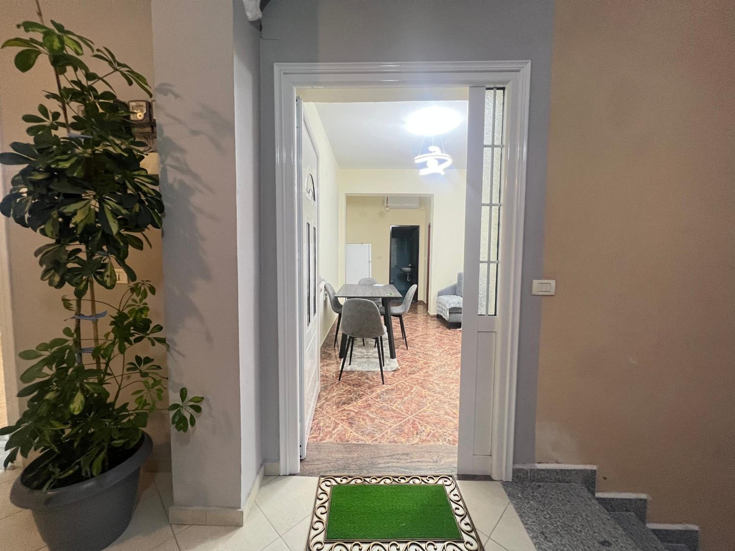 Mandi Apartament