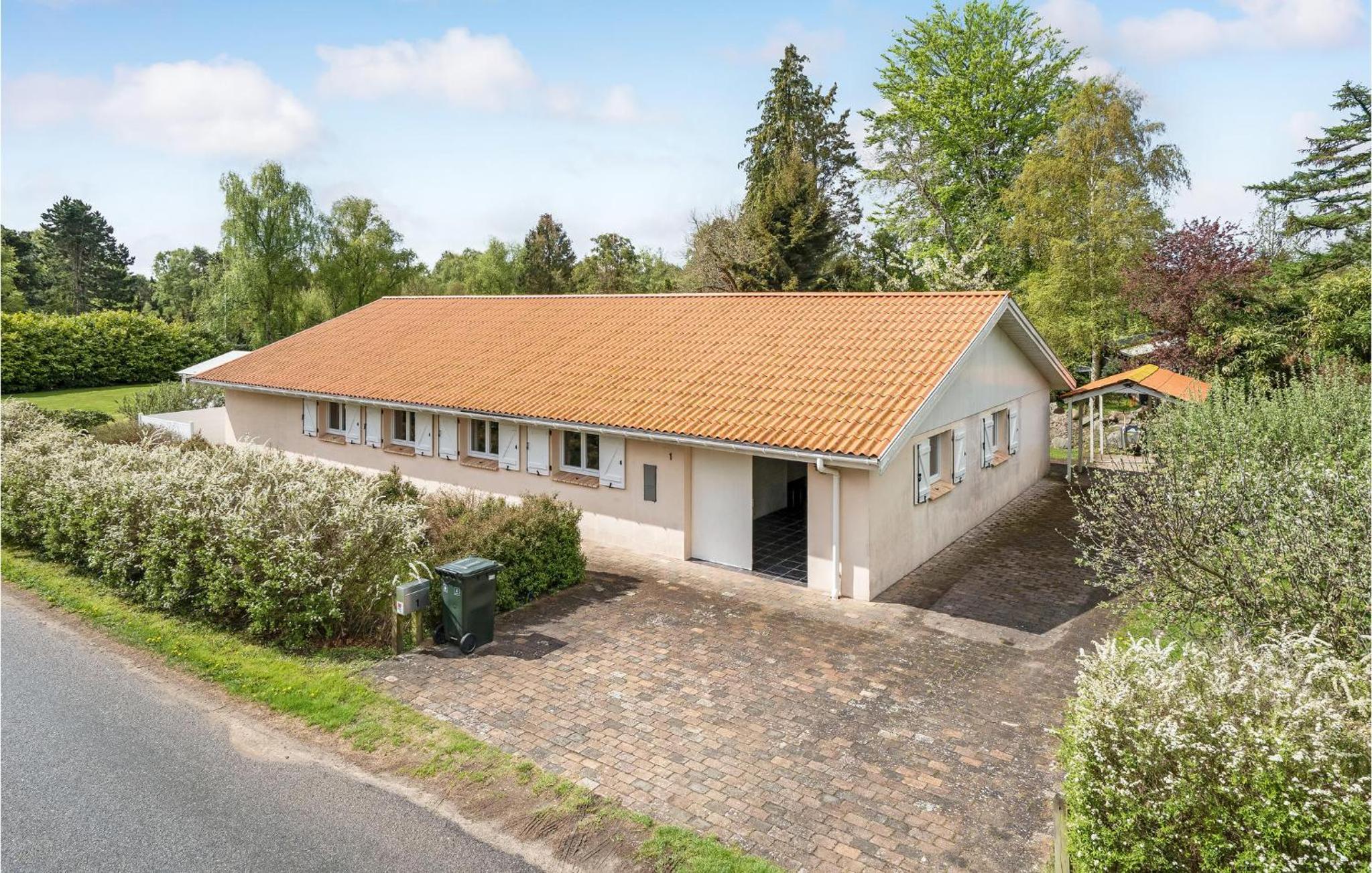Nice Home In Rørvig With Kitchen