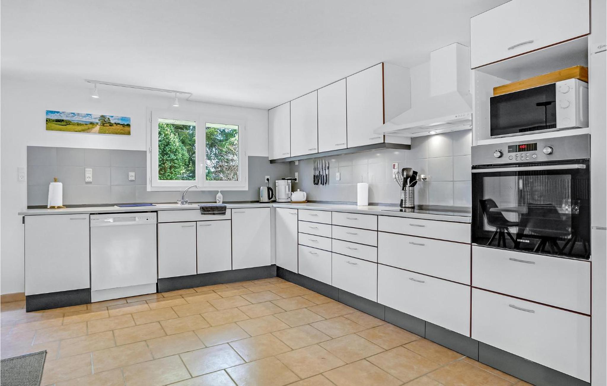 Nice Home In Rørvig With Kitchen