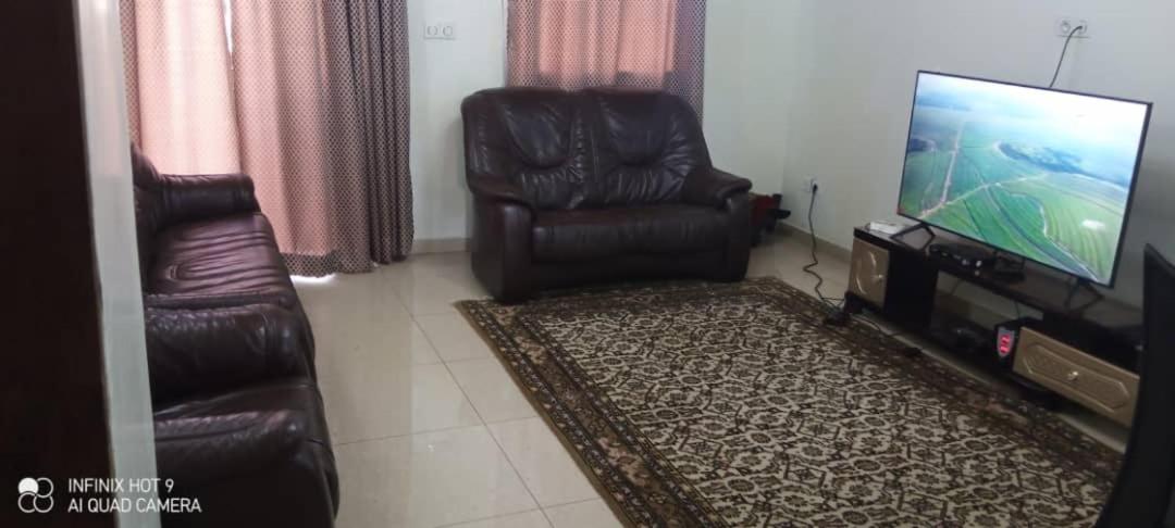 Appartement meublé Nkolbong, San Francisco, Yaoundé