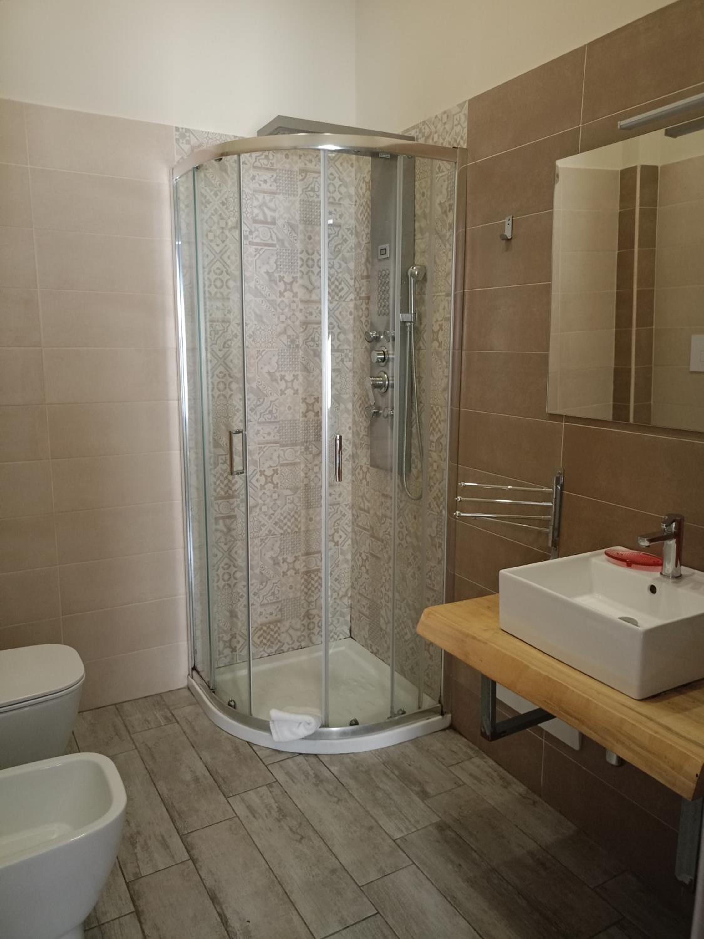 Artisti Sustinea Rooms