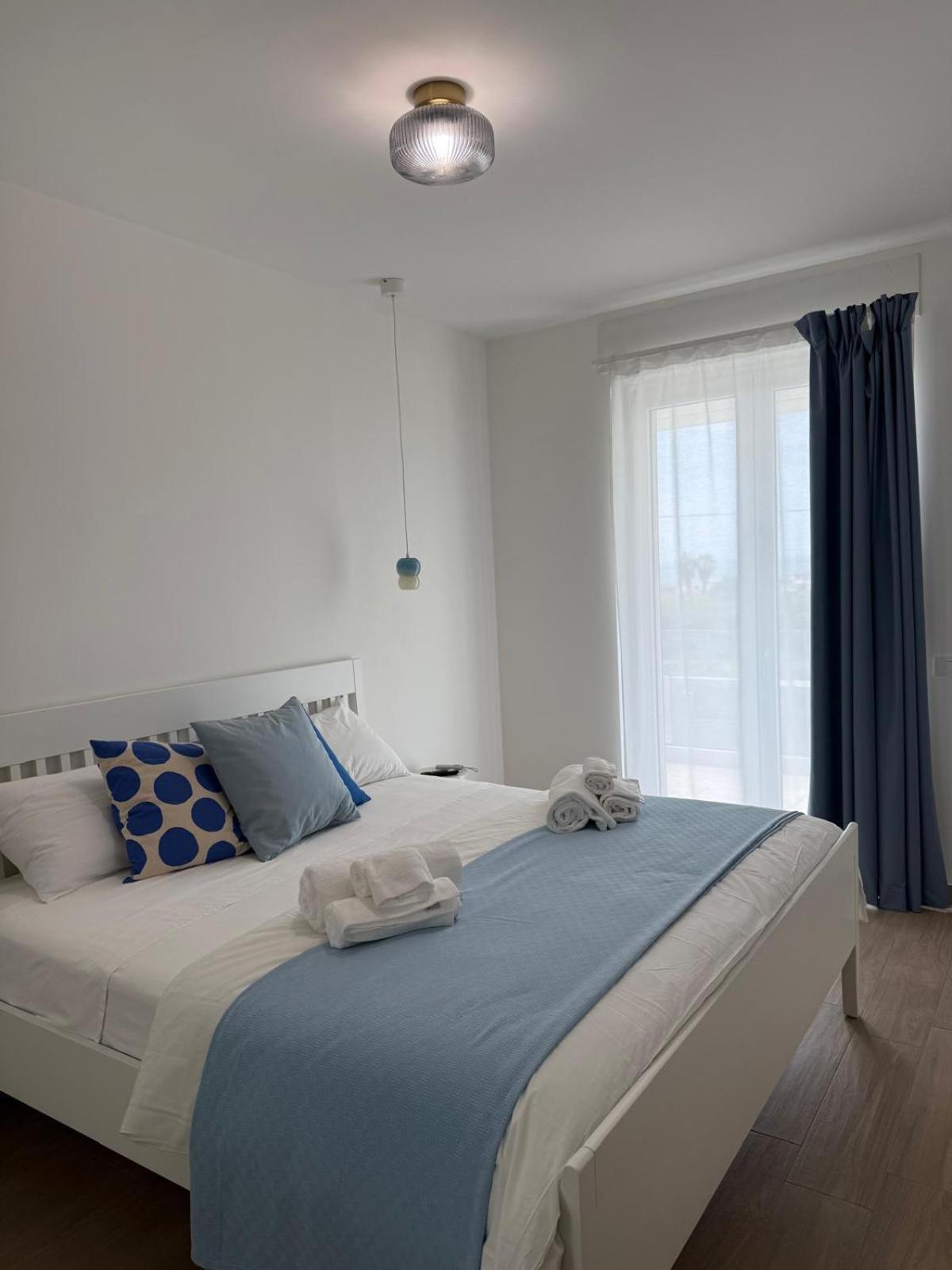 IRIS Rooms & Apartments view 3
