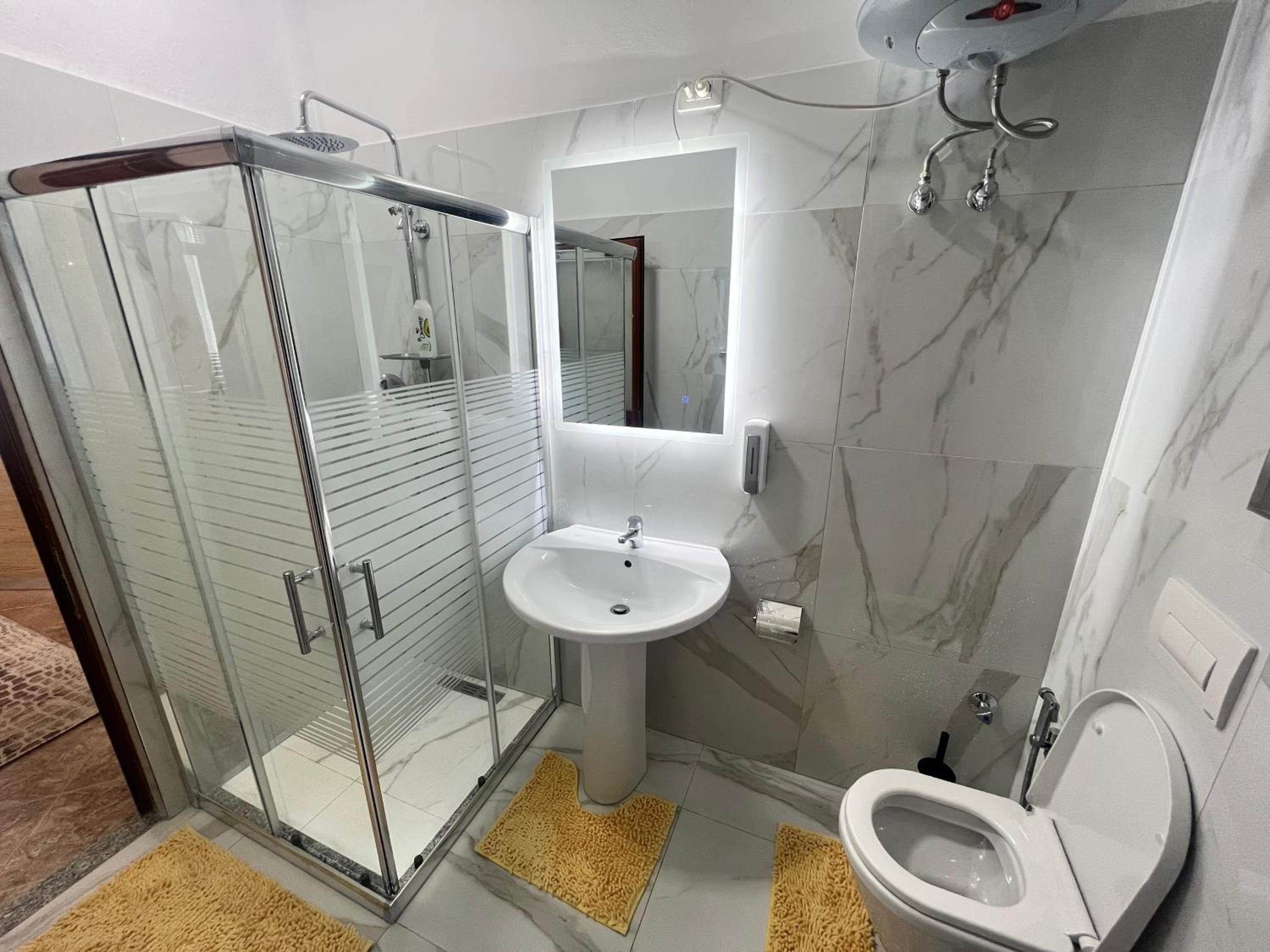 Mandi Apartament
