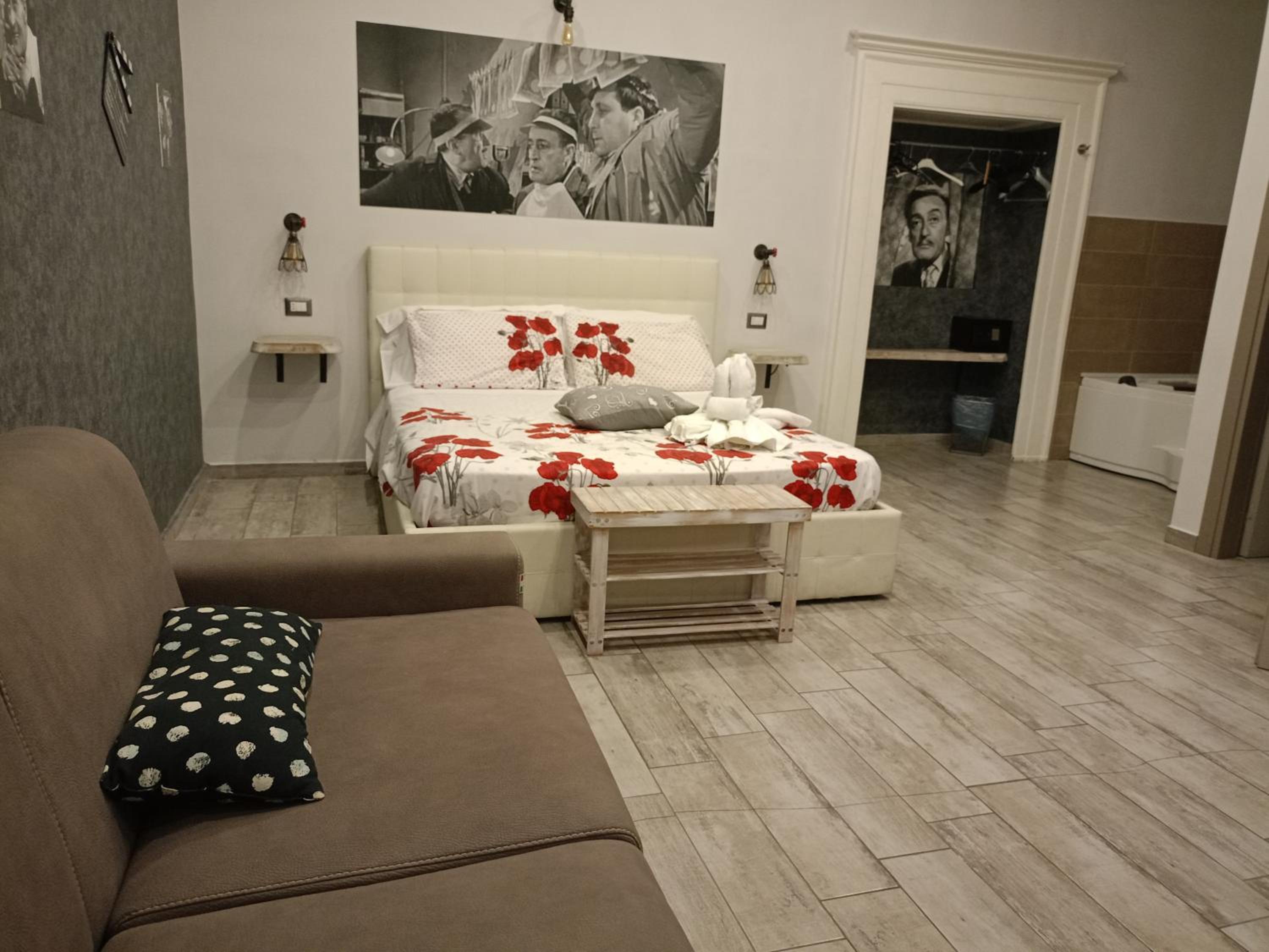 Artisti Sustinea Rooms