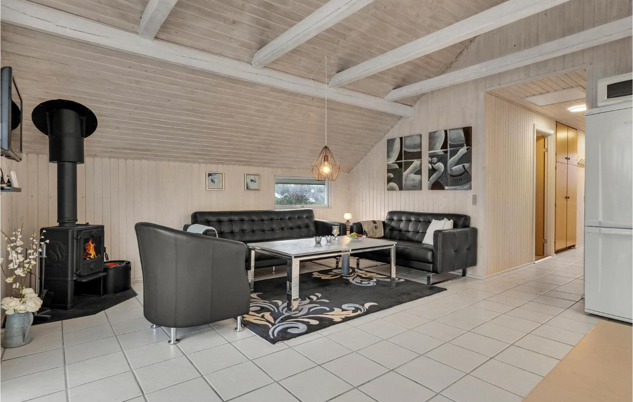 Gorgeous Home In Hejls With Wifi