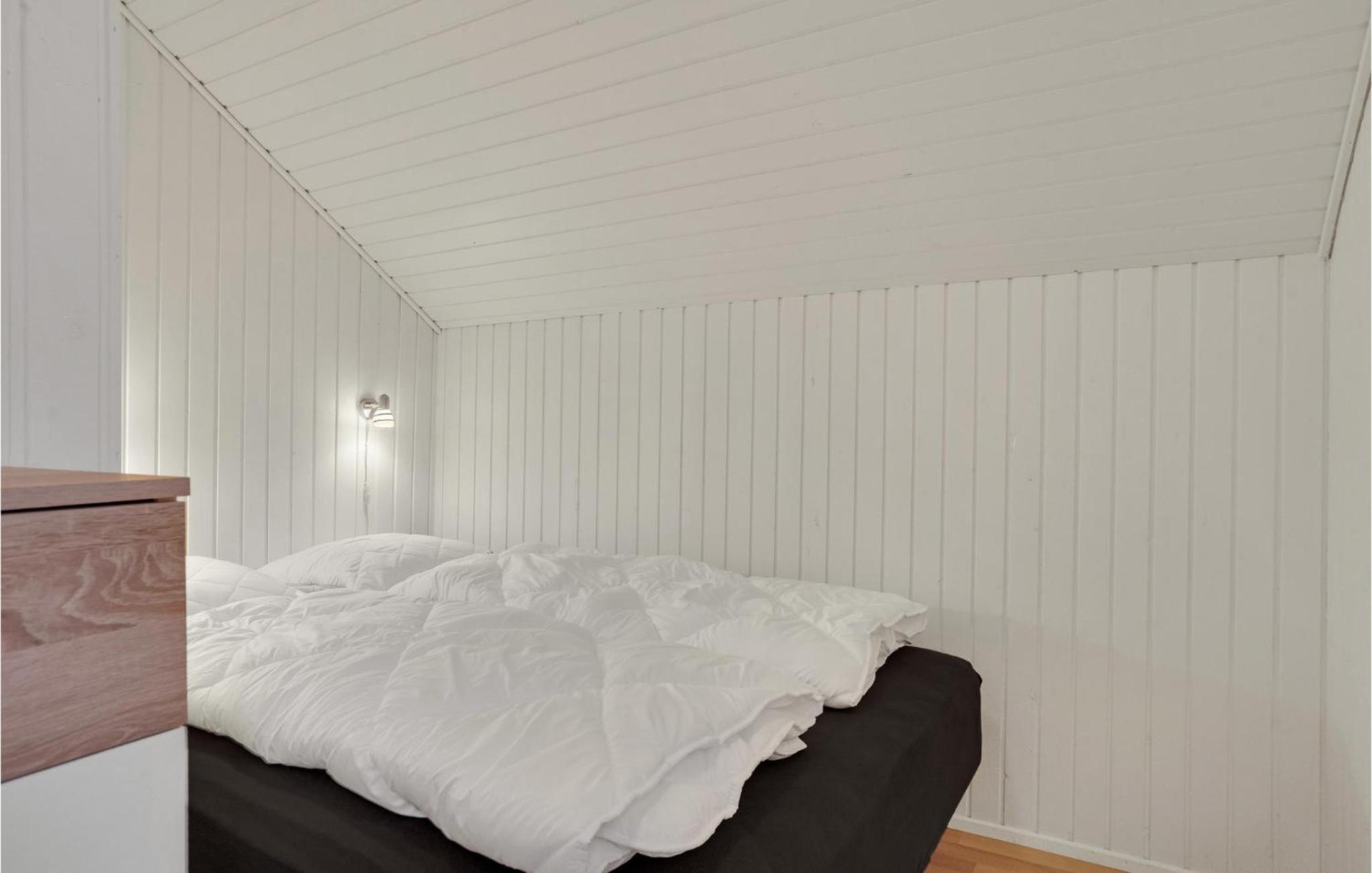 Gorgeous Home In Hejls With Wifi