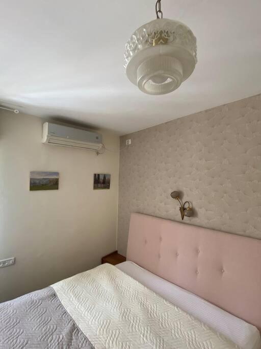 Beautiful, Central Emek Refaim Home view 3