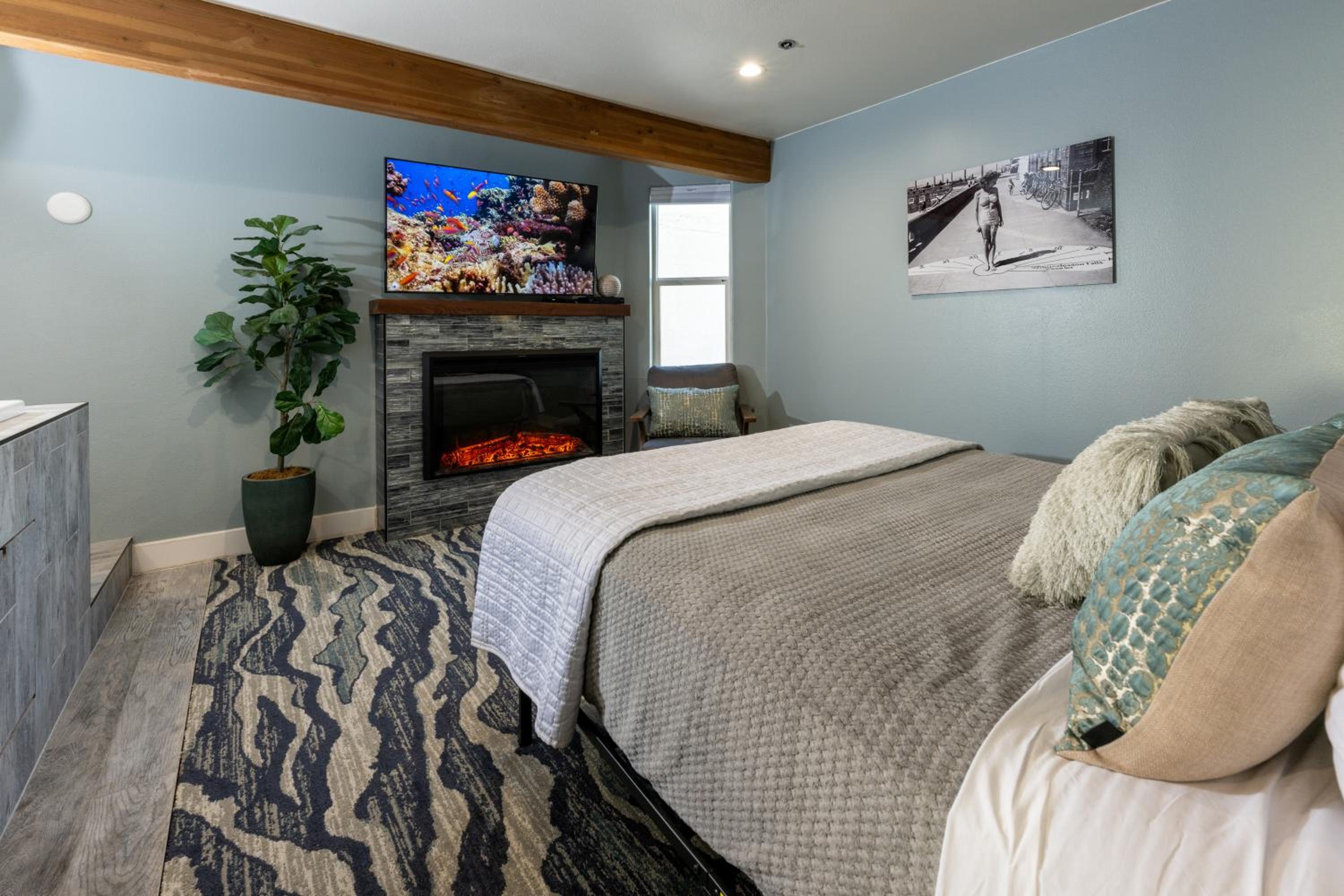 The Seaside Oceanfront Inn