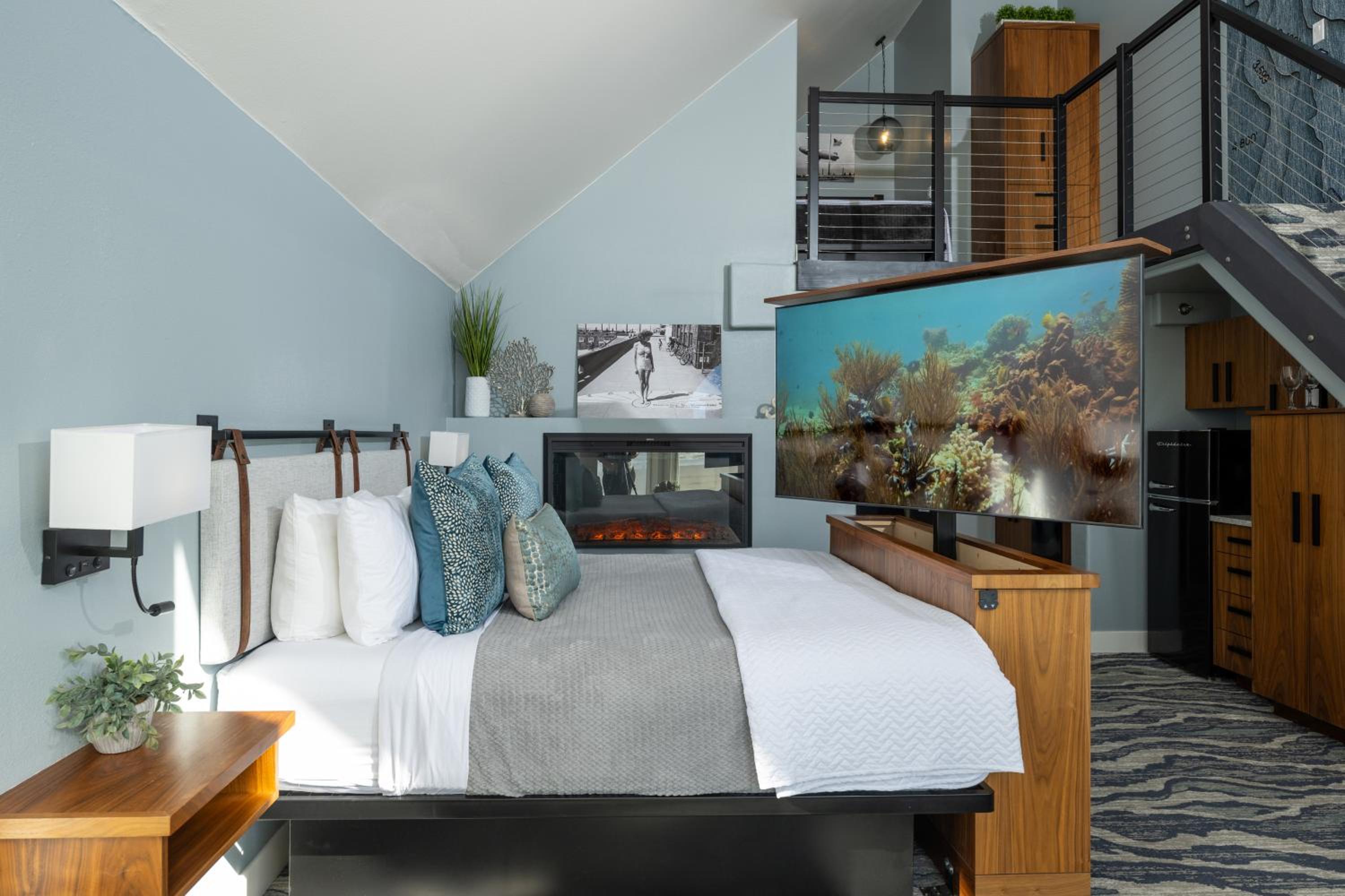 The Seaside Oceanfront Inn