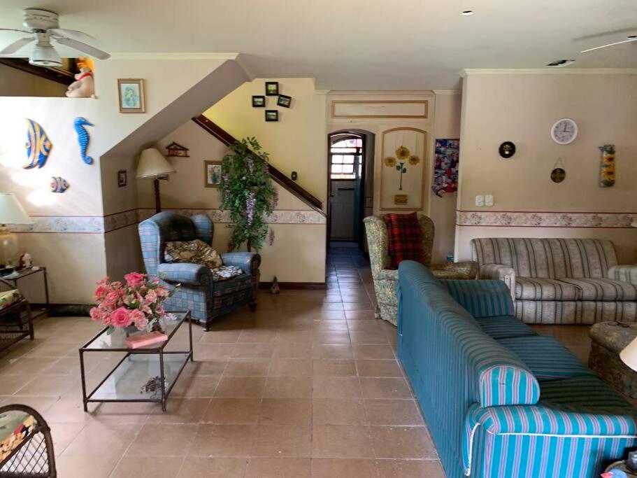 Casa 5 dormitórios - Iguaba - Região dos Lagos