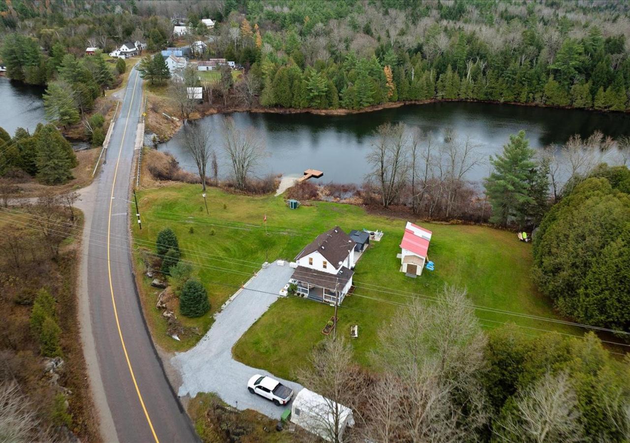 Snugly Valley -Waterfront at Ompah, North Frontenac, Ontario near Bon Echo