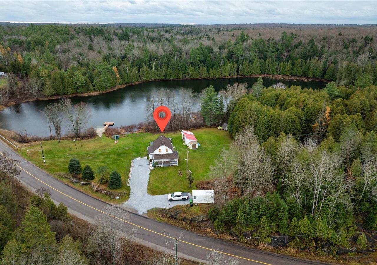 Snugly Valley -Waterfront at Ompah, North Frontenac, Ontario near Bon Echo