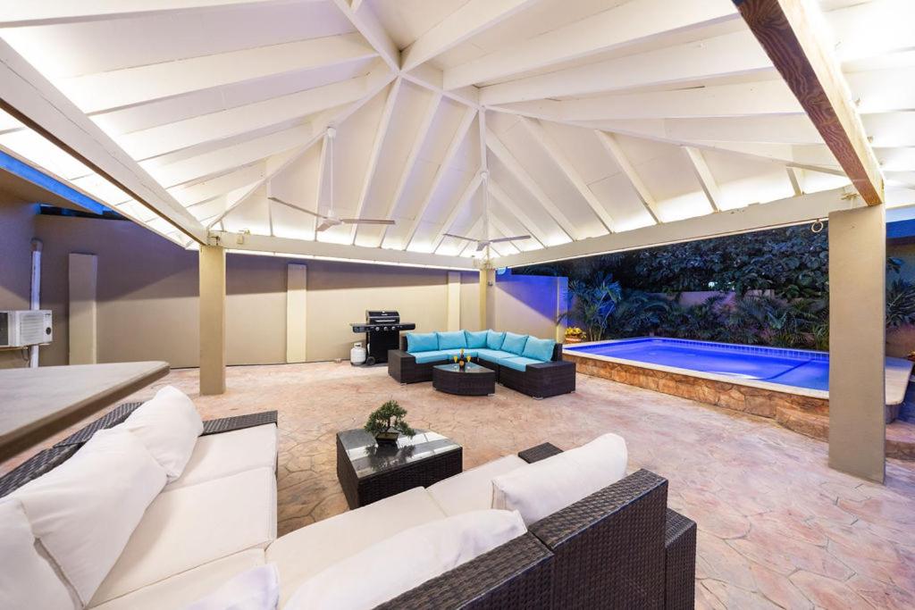 Bubali Breeze Stunning Private Villa with pool