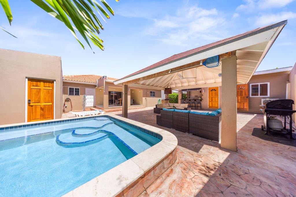 Bubali Breeze Stunning Private Villa with pool
