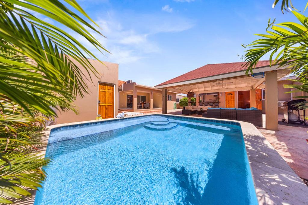 Bubali Breeze Stunning Private Villa with pool