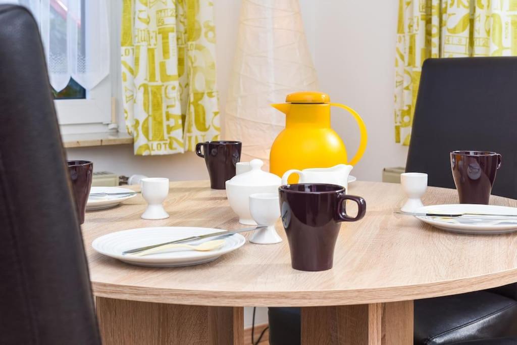 Bensersiel Ferienwohnung Pirat mit Terrasse