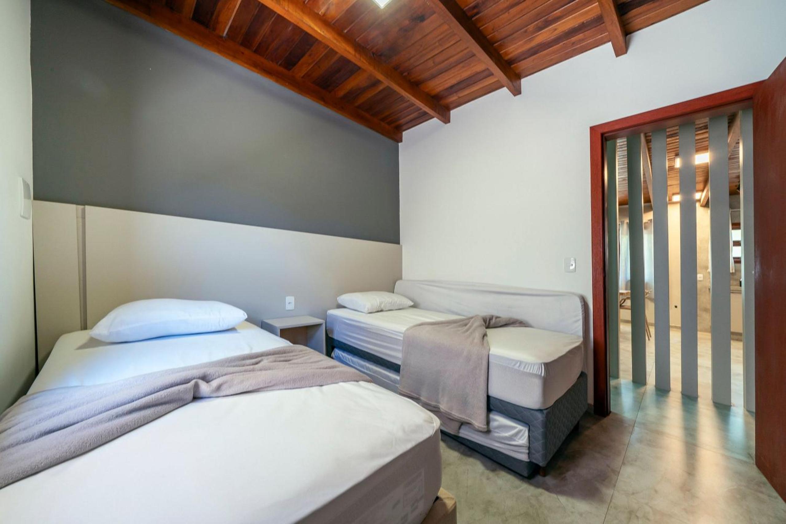 Casa Beira mar, com Jacuzzi no centro de Bombinhas
