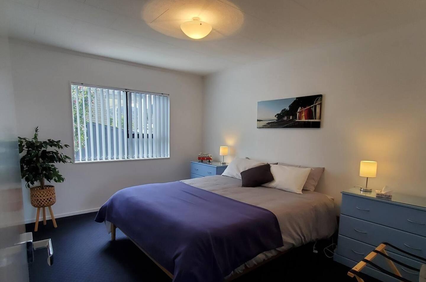 Quiet 2 Bedroom Retreat near the Beach view 5