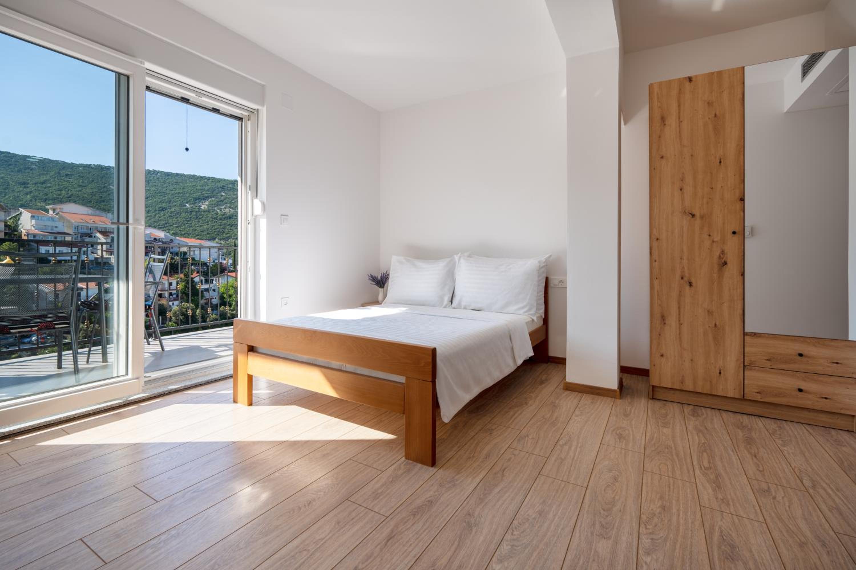 Apartmani Budeš