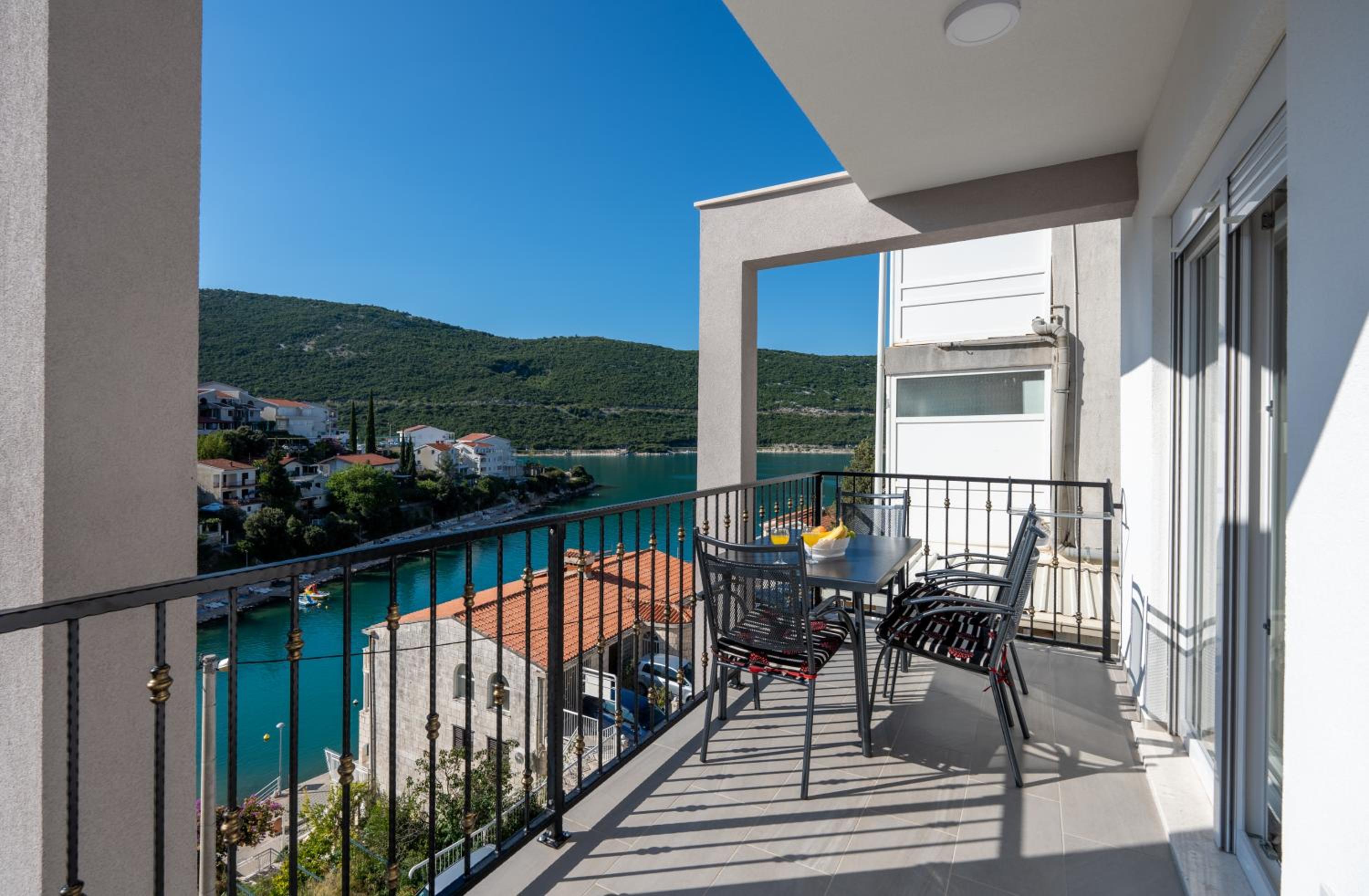 Apartmani Budeš