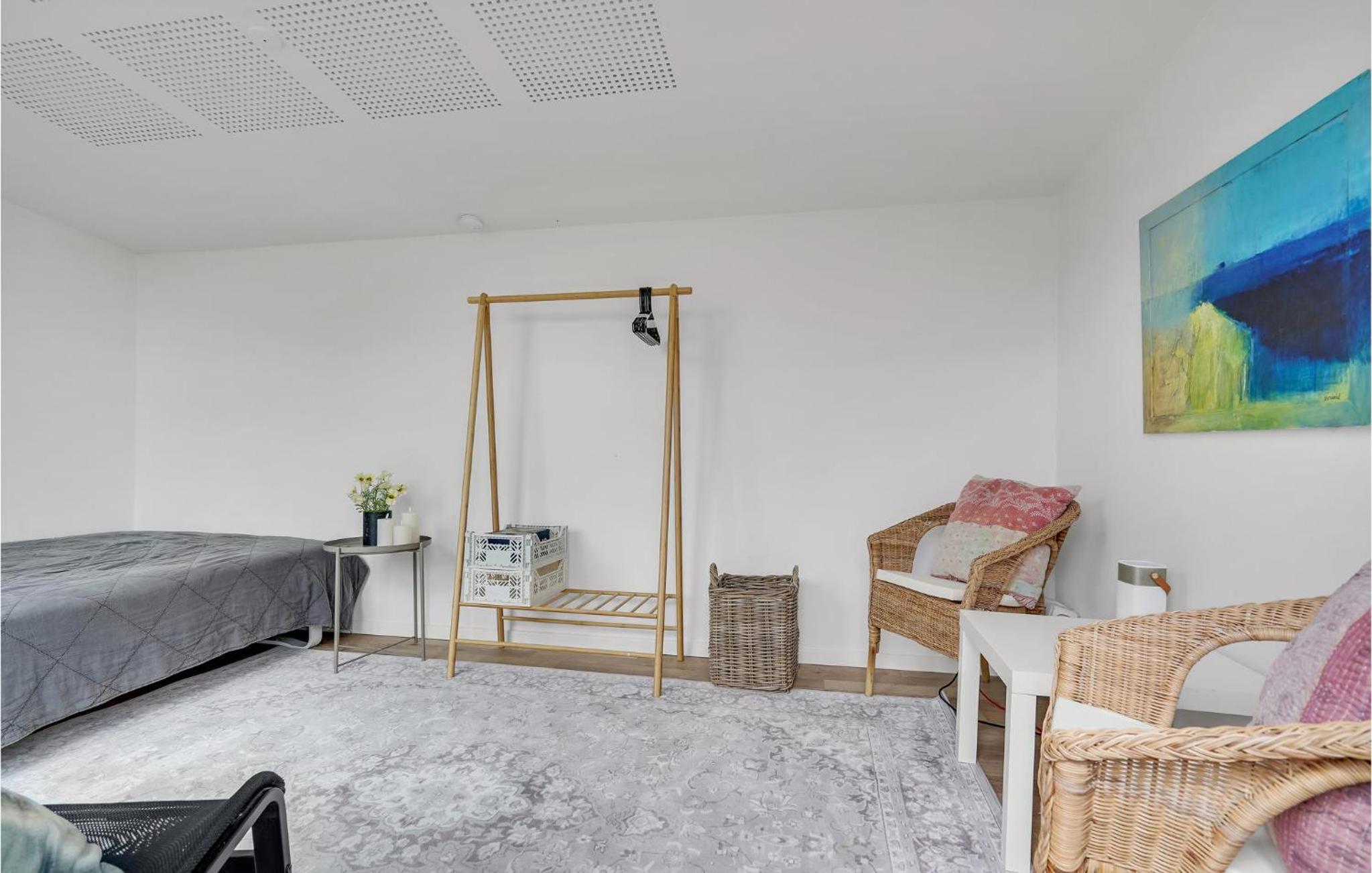 4 Bedroom Cozy Home In Rudkøbing