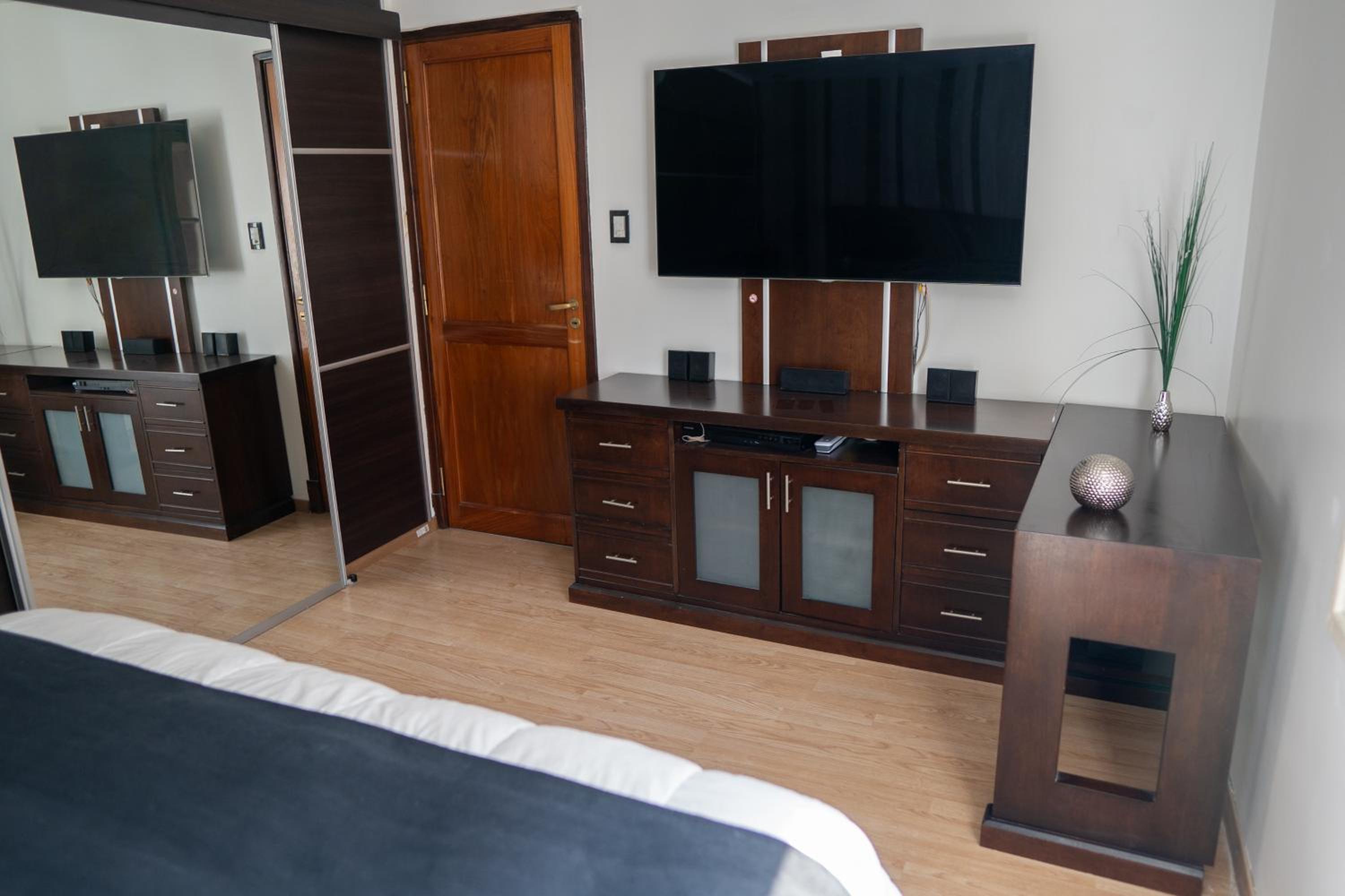 Atenea Residence