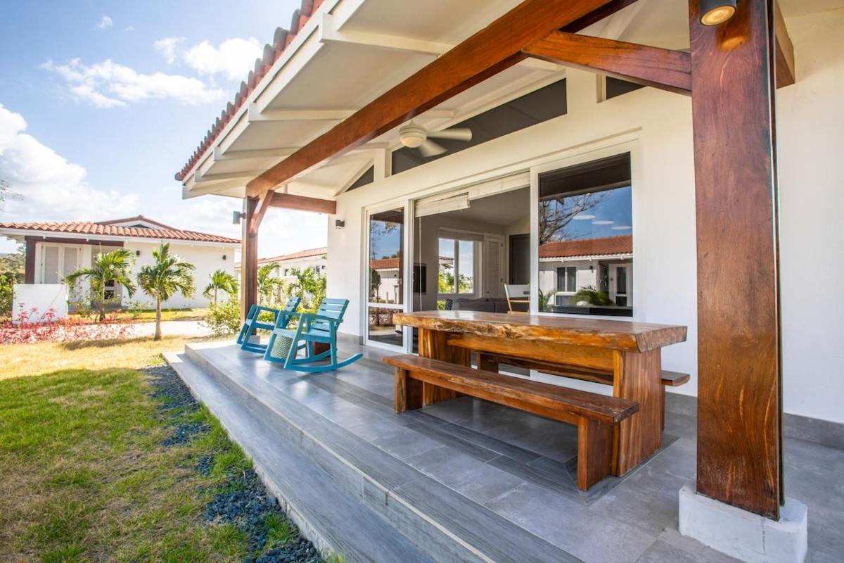 2min walk to the Beach 3BR Villa 31 at Playa Venao view 3