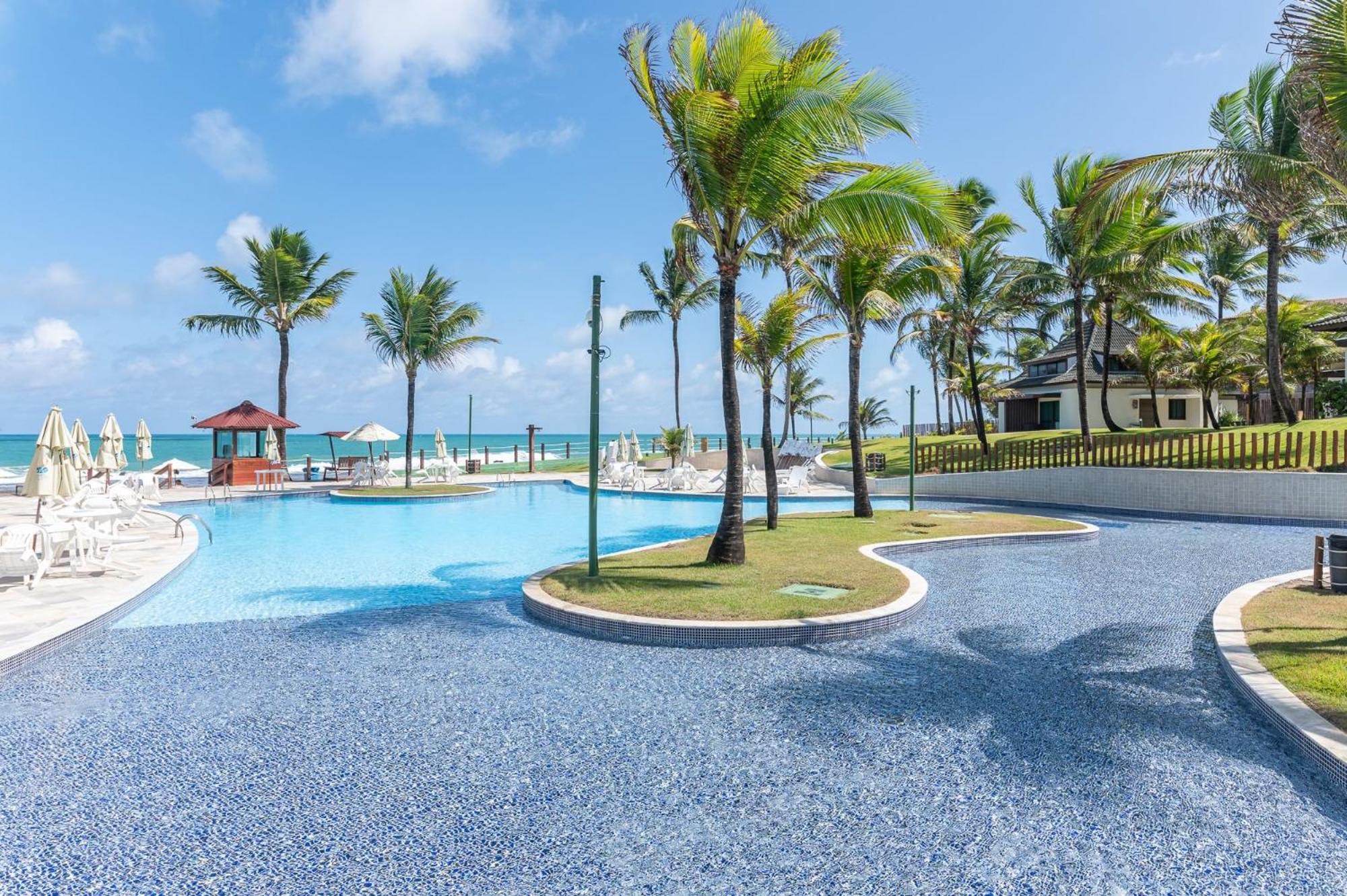 Flat ou Bangalo Luxo Beach Class Beira Mar Muro Alto