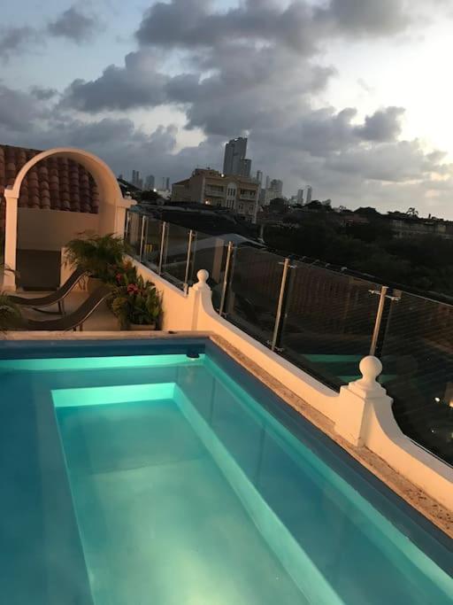 Casa La Dominica, Aldaba Selection