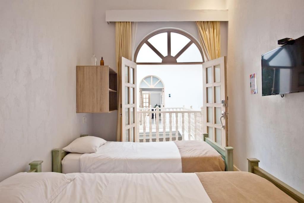 Casa La Dominica, Aldaba Selection