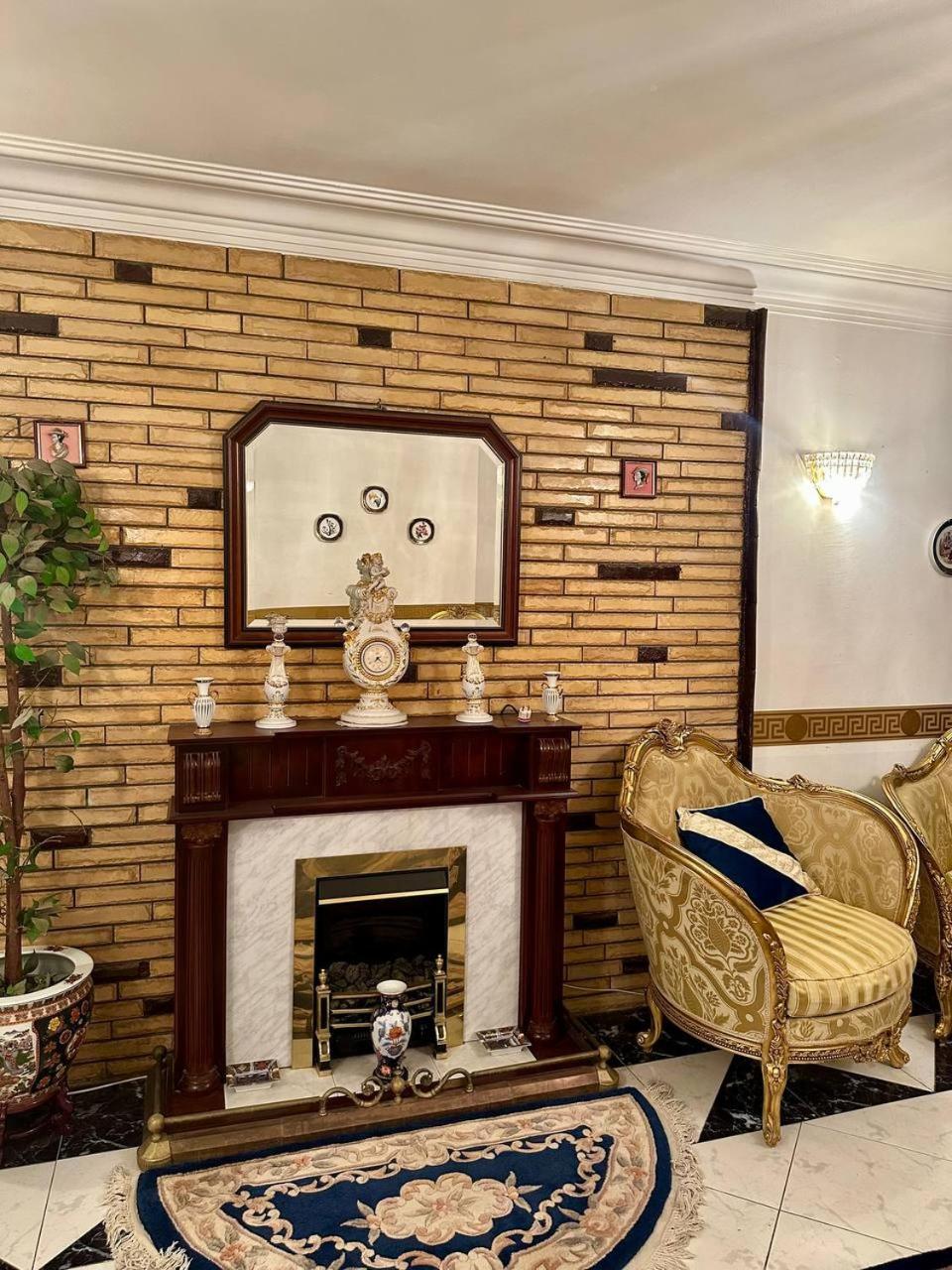 lounge