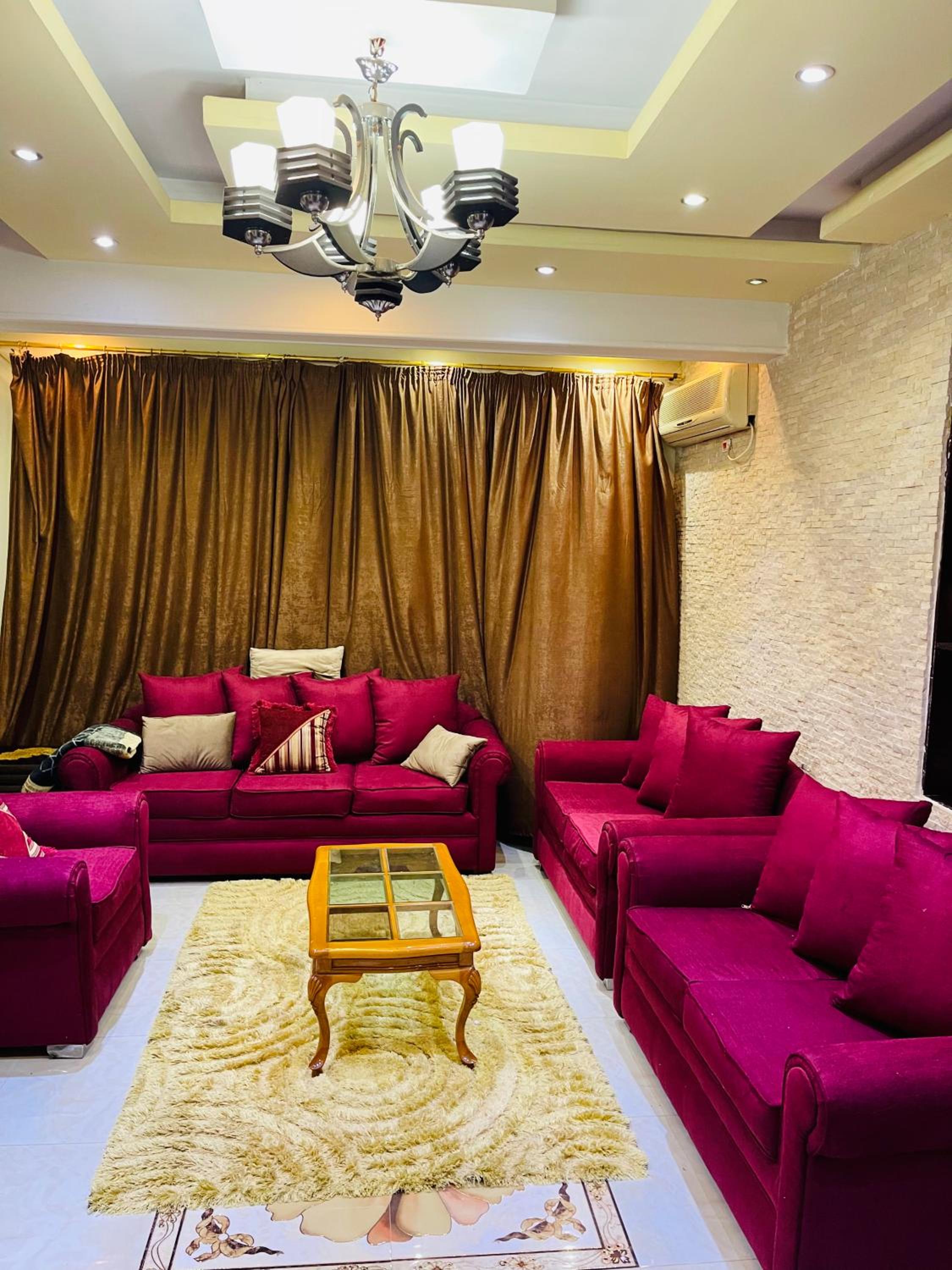 Jianna Apartment