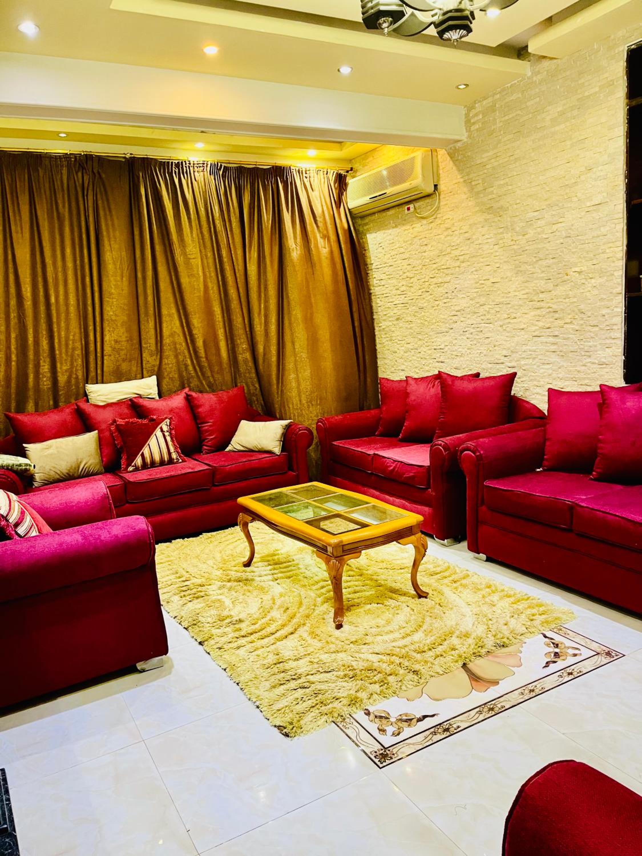 Jianna Apartment