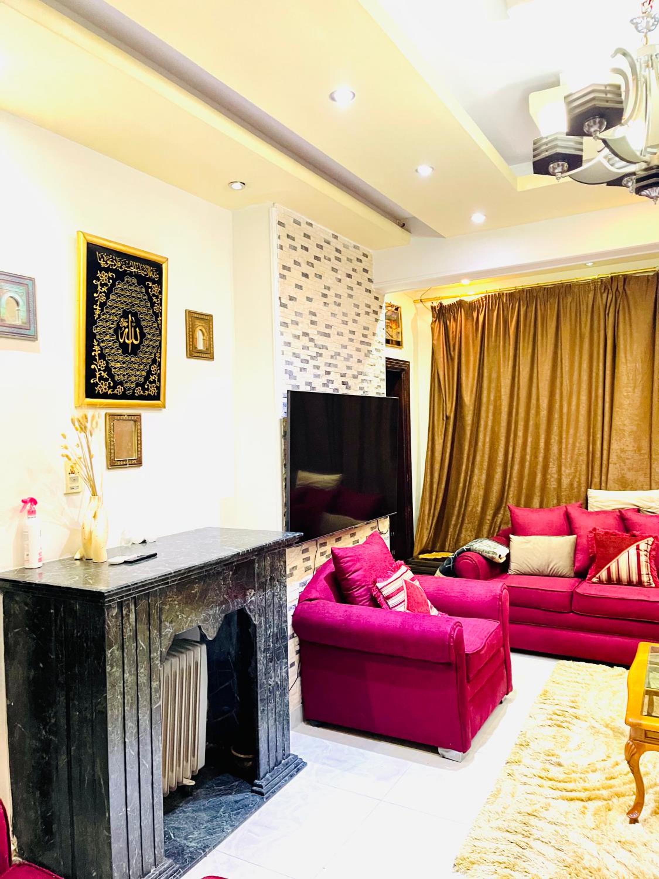 Jianna Apartment