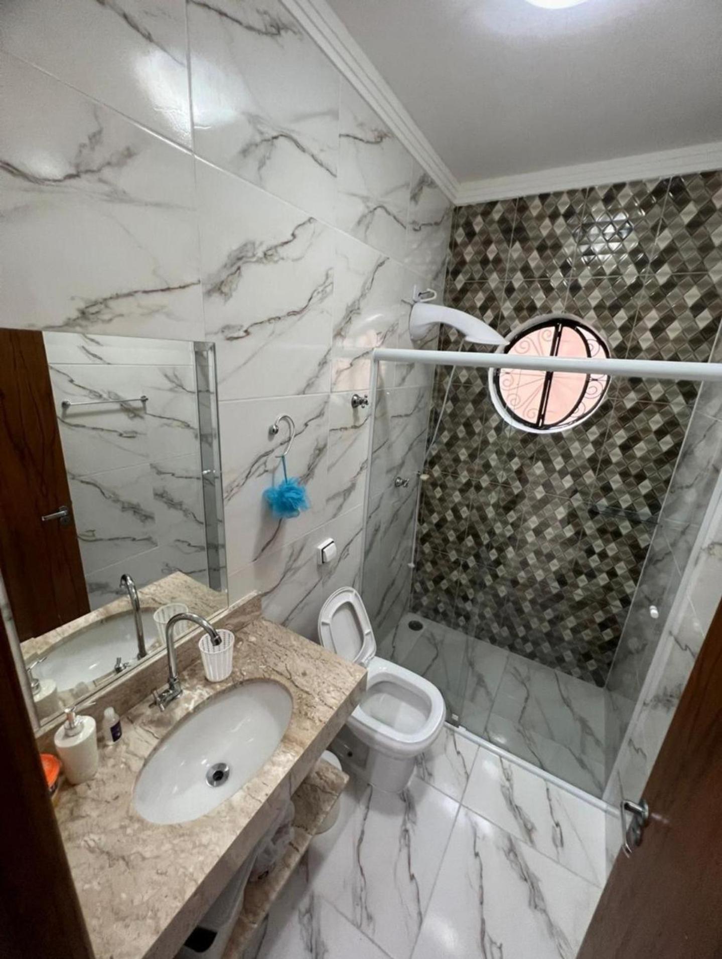 Caraguatatuba casa com piscina