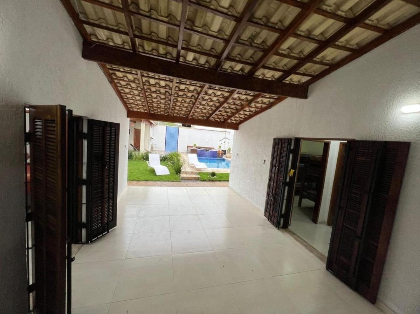 Caraguatatuba casa com piscina
