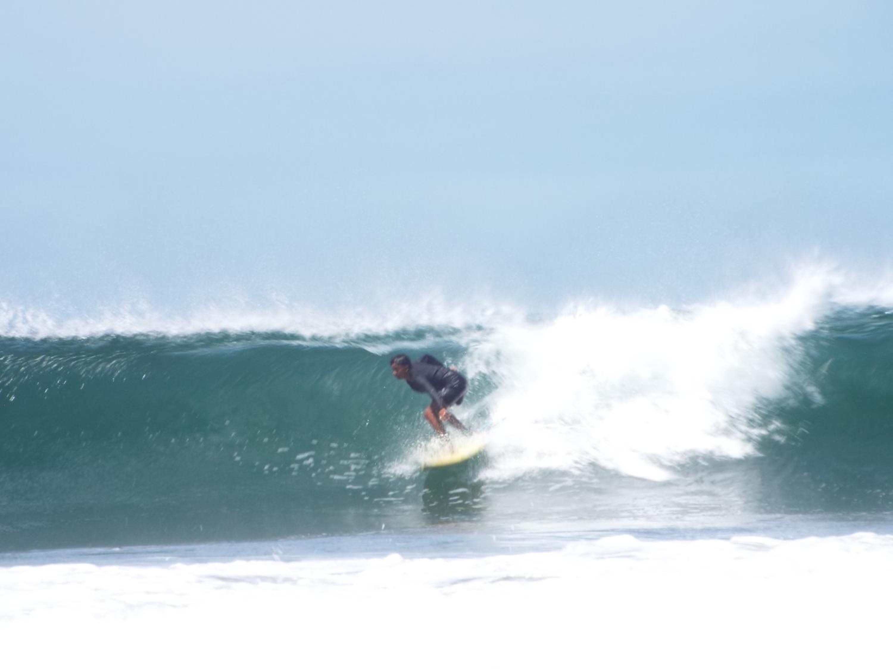 Hostal La Cueva del Grifo Loco surf&Bikers view 2