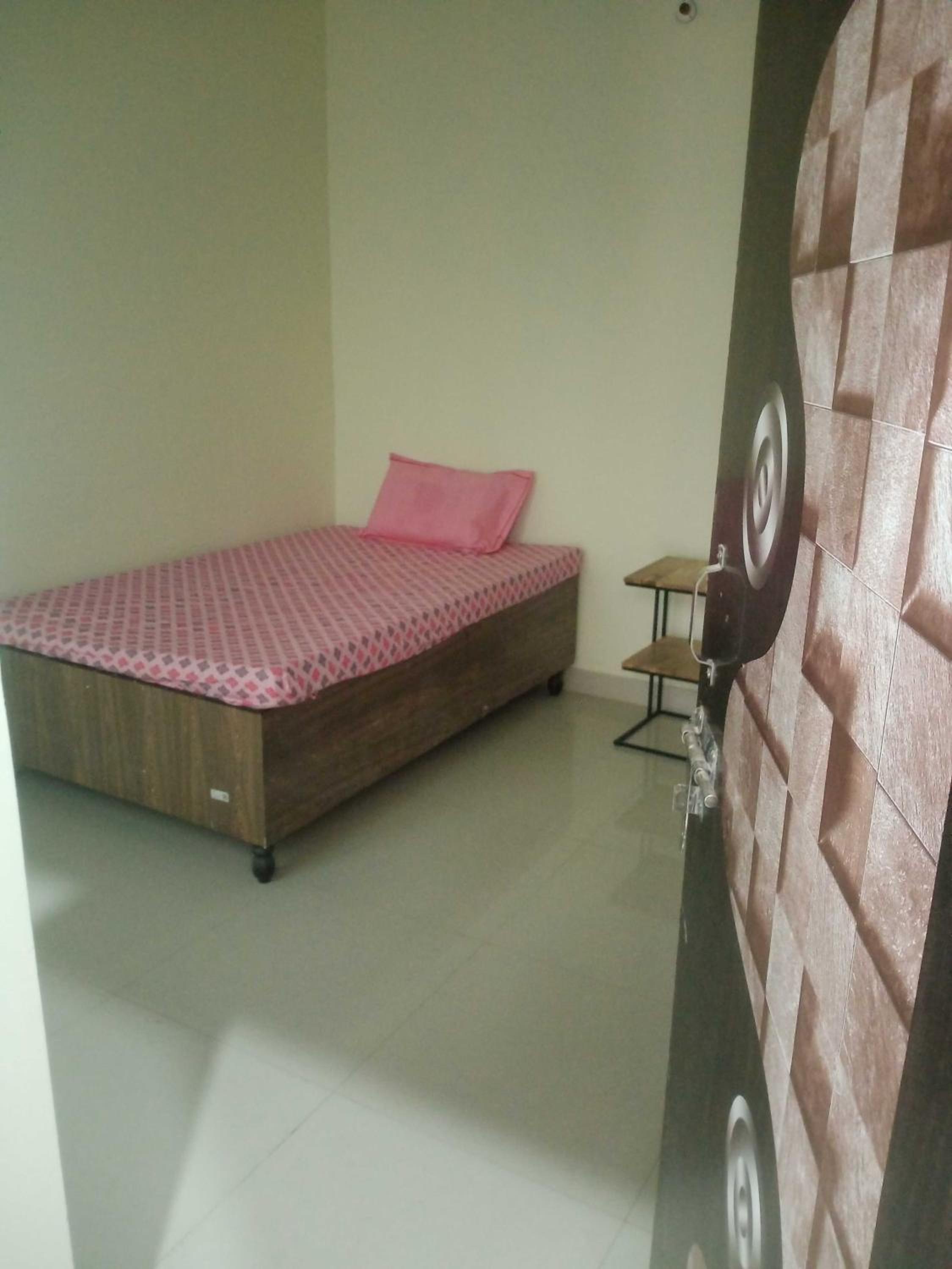Hotel O Bhavya Guest House