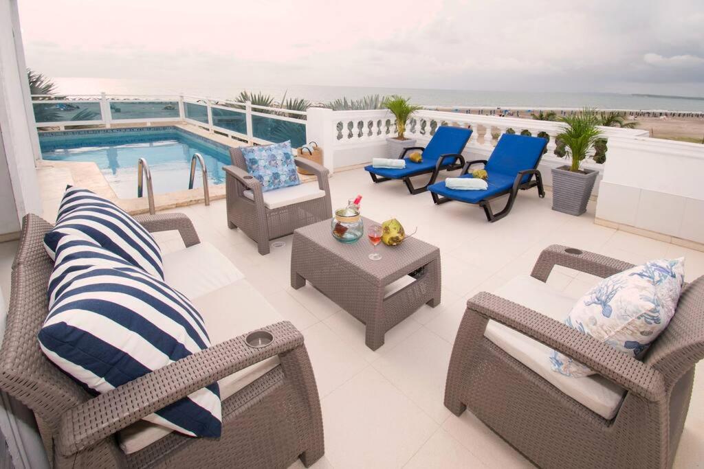 Casa Solarium, Aldaba Selection