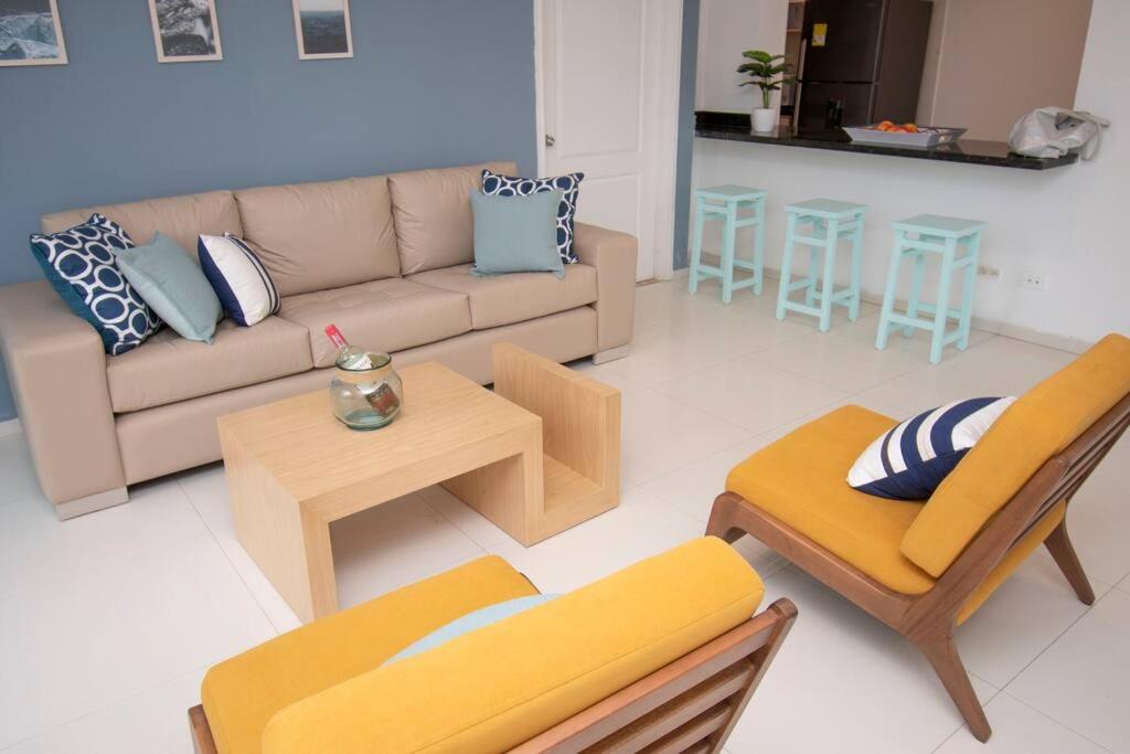 Casa Solarium, Aldaba Selection
