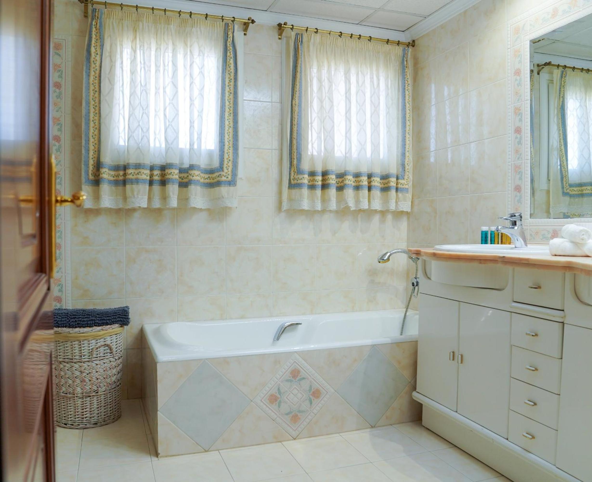 Fabulosa Villa en Alhaurin para familias con piscina privada
