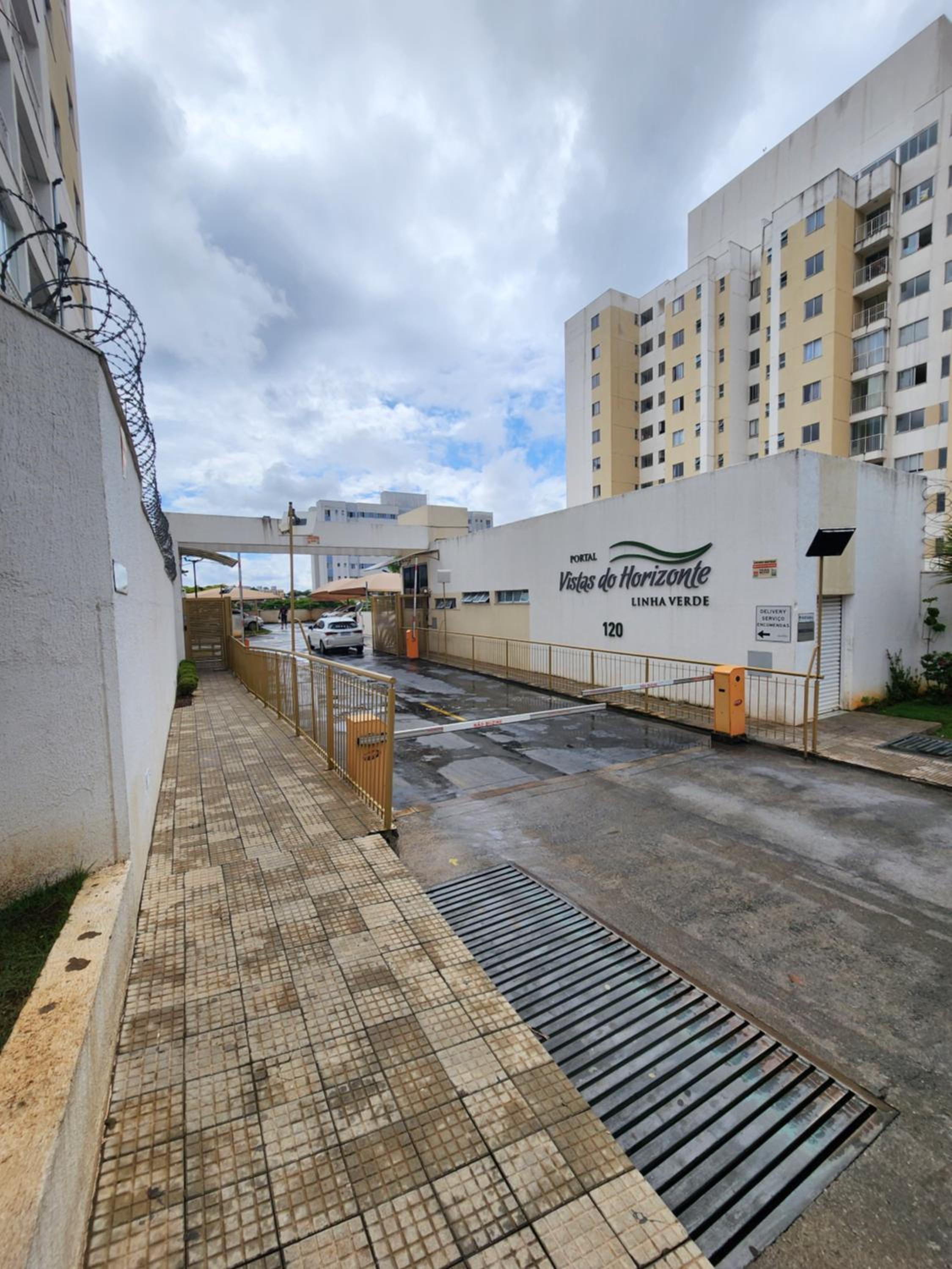 Apartamento em condomínio com lazer