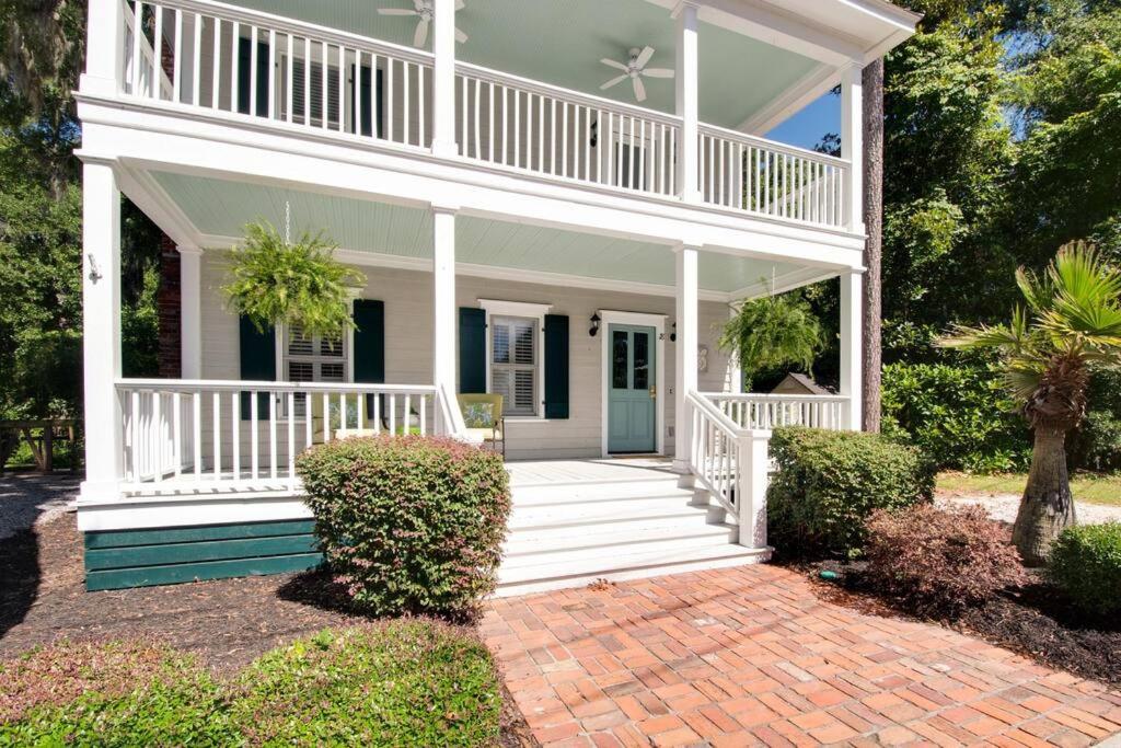 Bluffton Breeze-3BR Heart of Old Town Village Home view 5