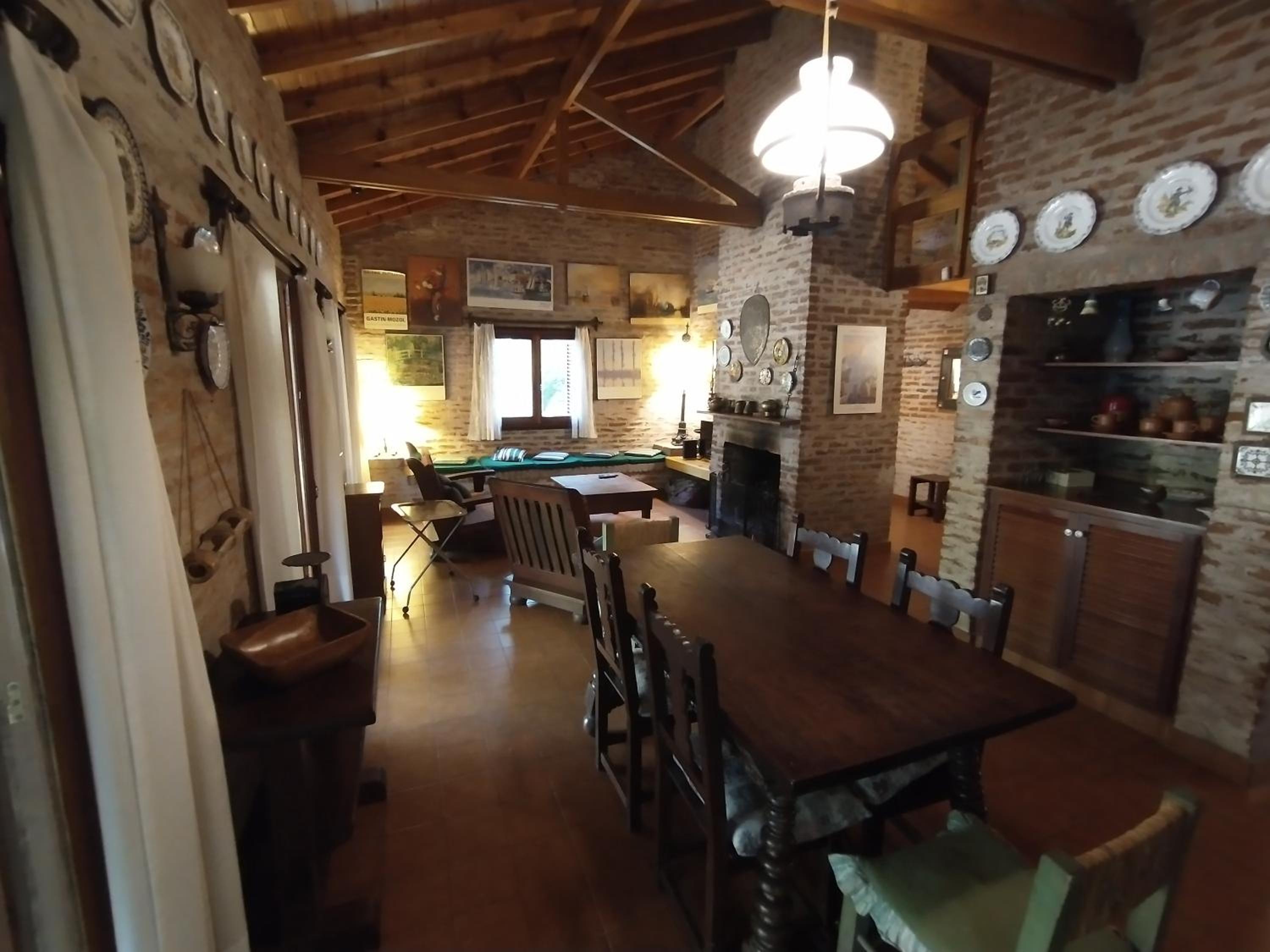 Casa Caroyas