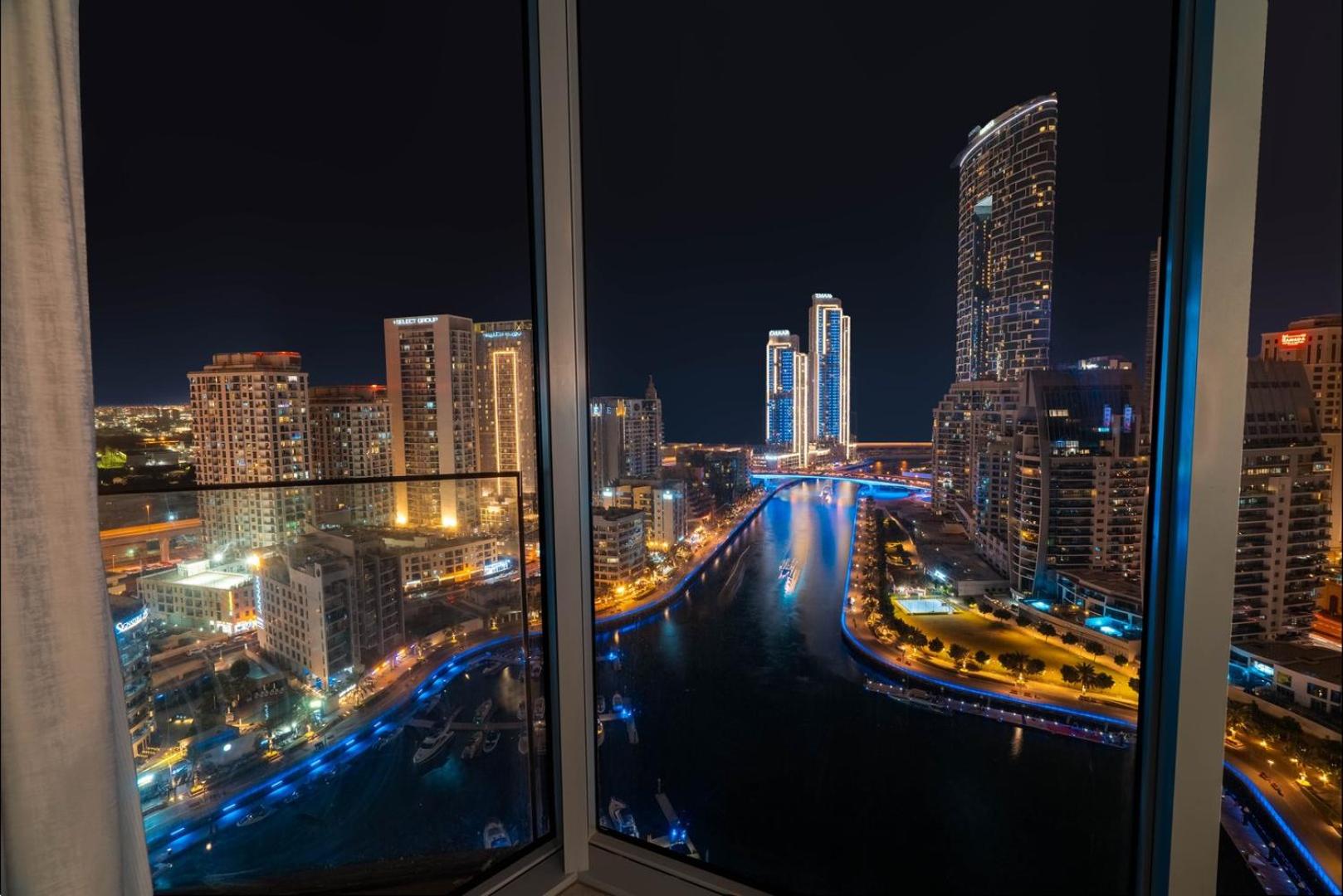 Deluxe Marina View 2BR - Stella Maris Retreat