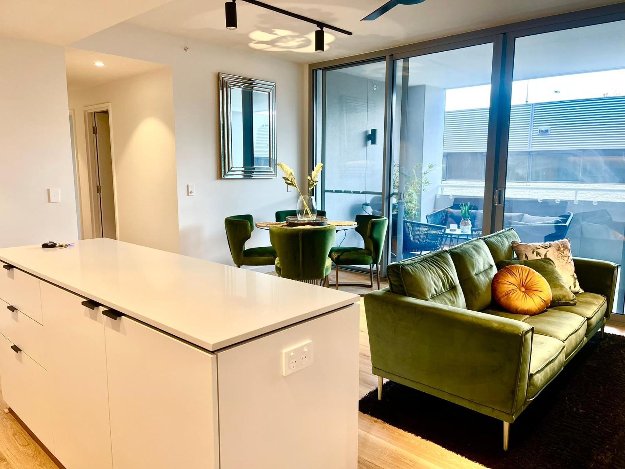Little Lane Apartments Comfortable, Chic New Apartment in Heart Of Fremantle Features Large balcony & Free car bay