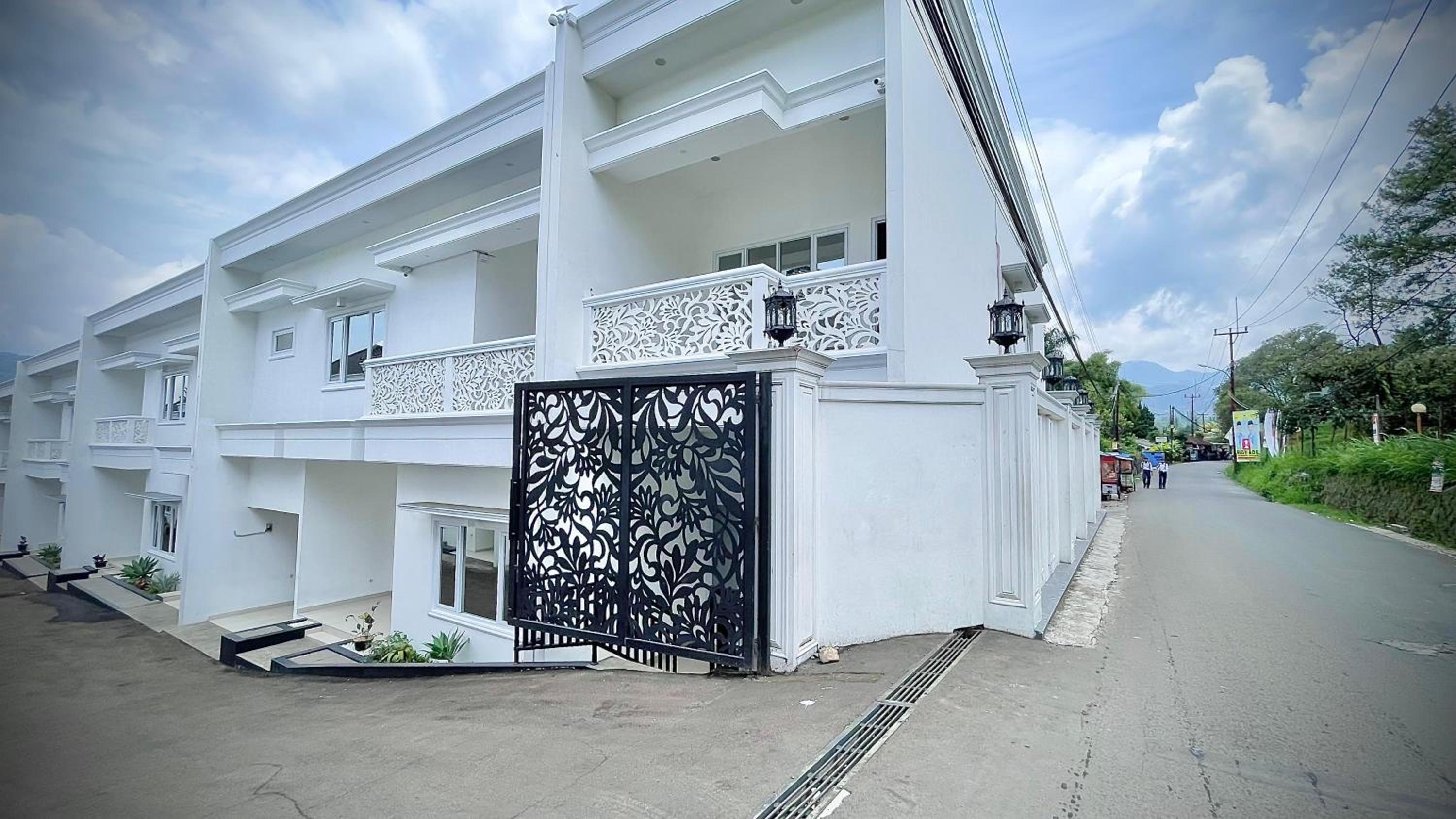 RRR Luxury Villas view 3
