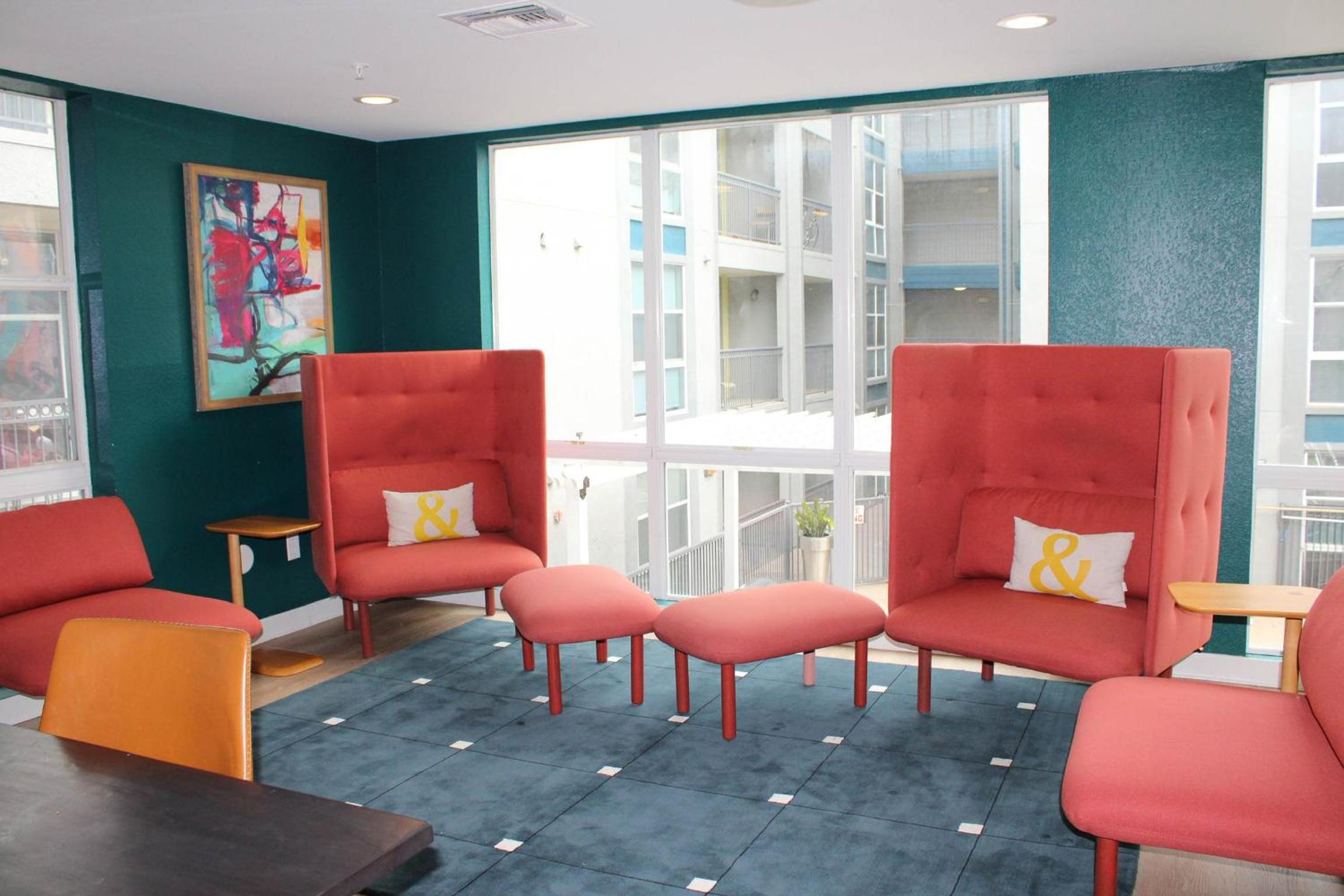 lounge