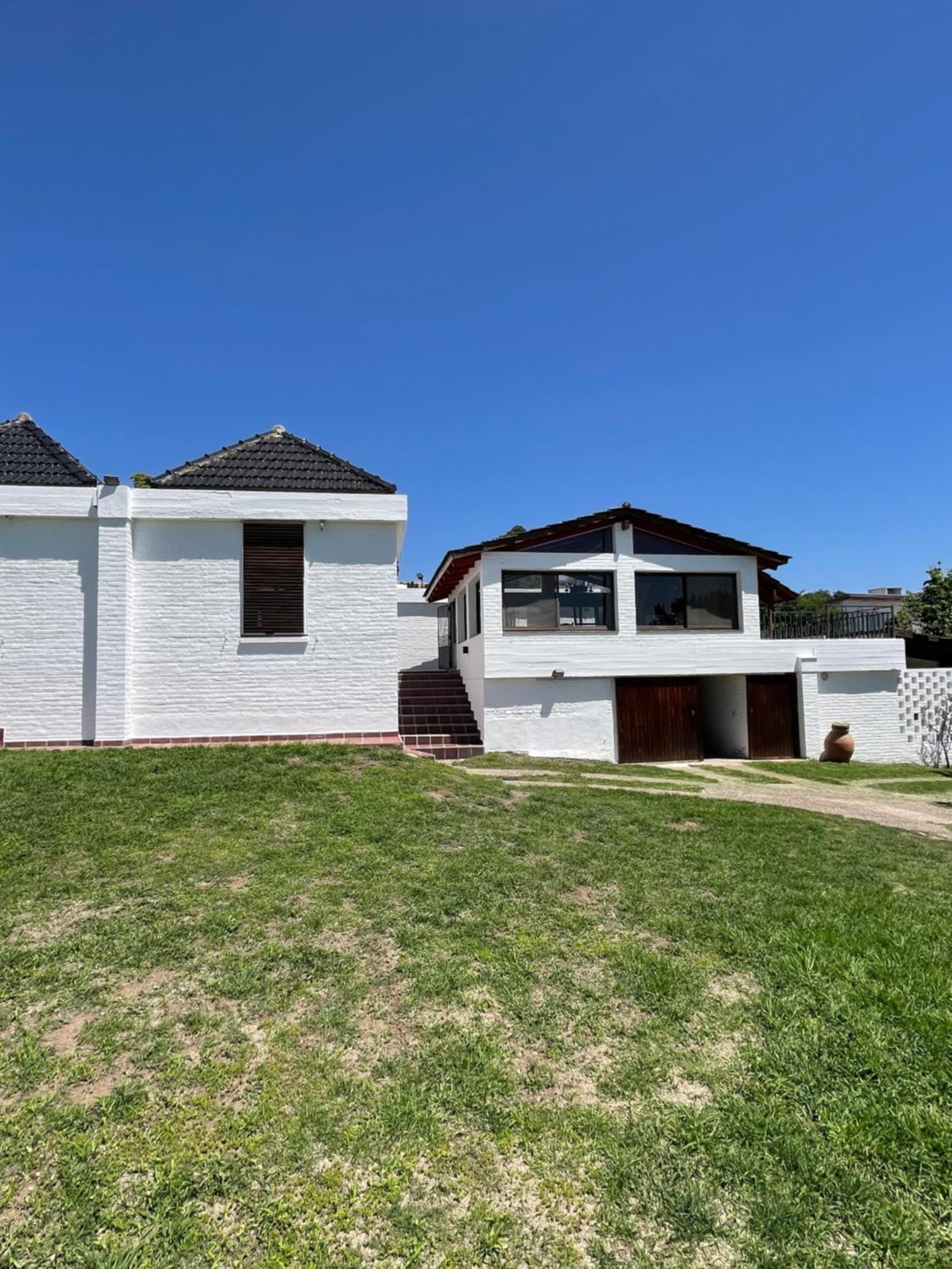 CASA En Barrio VILLA DEL LAGO