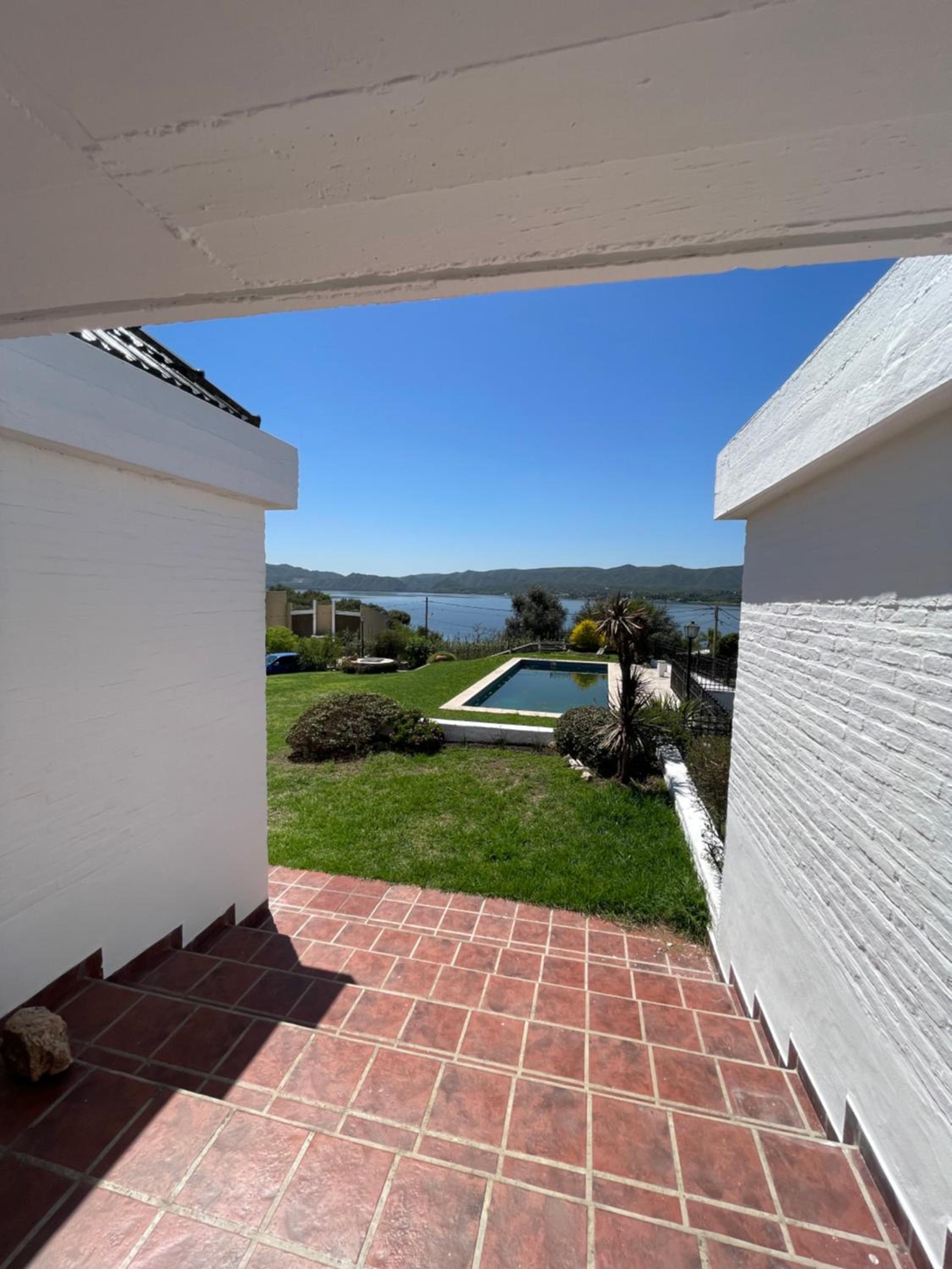 CASA En Barrio VILLA DEL LAGO